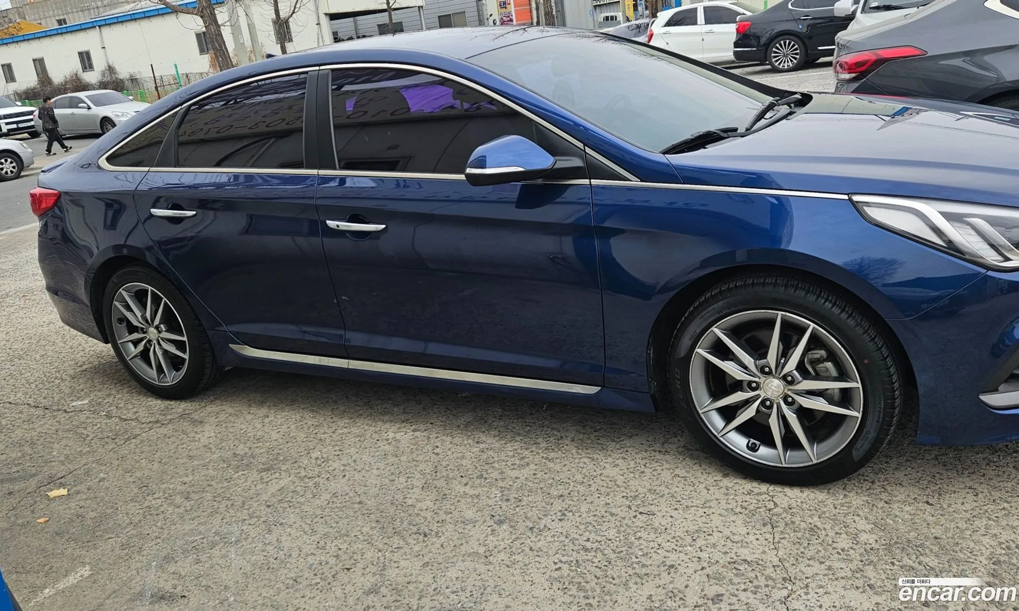 Hyundai LF Sonata 2016 — 16