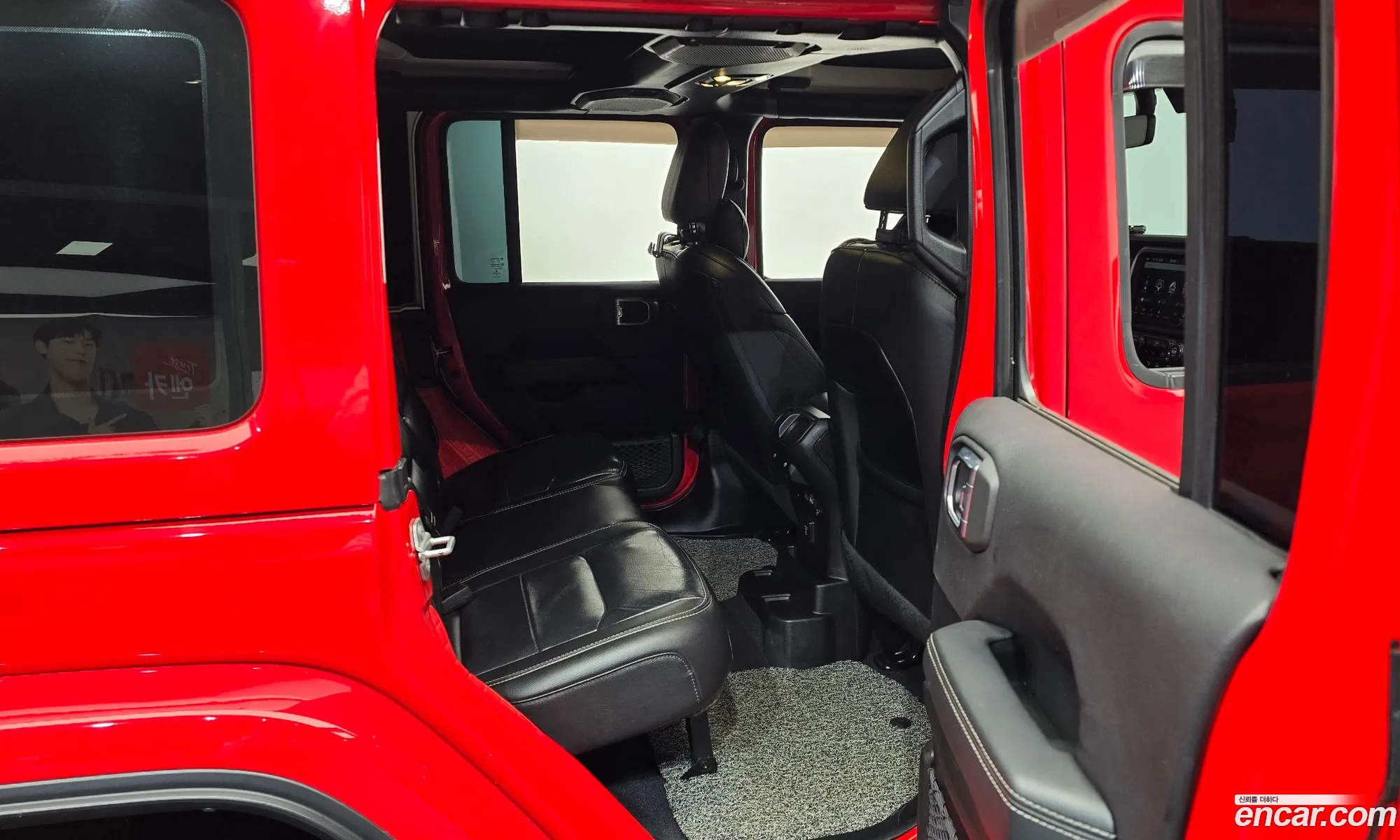 Jeep Wrangler 2021 — 18