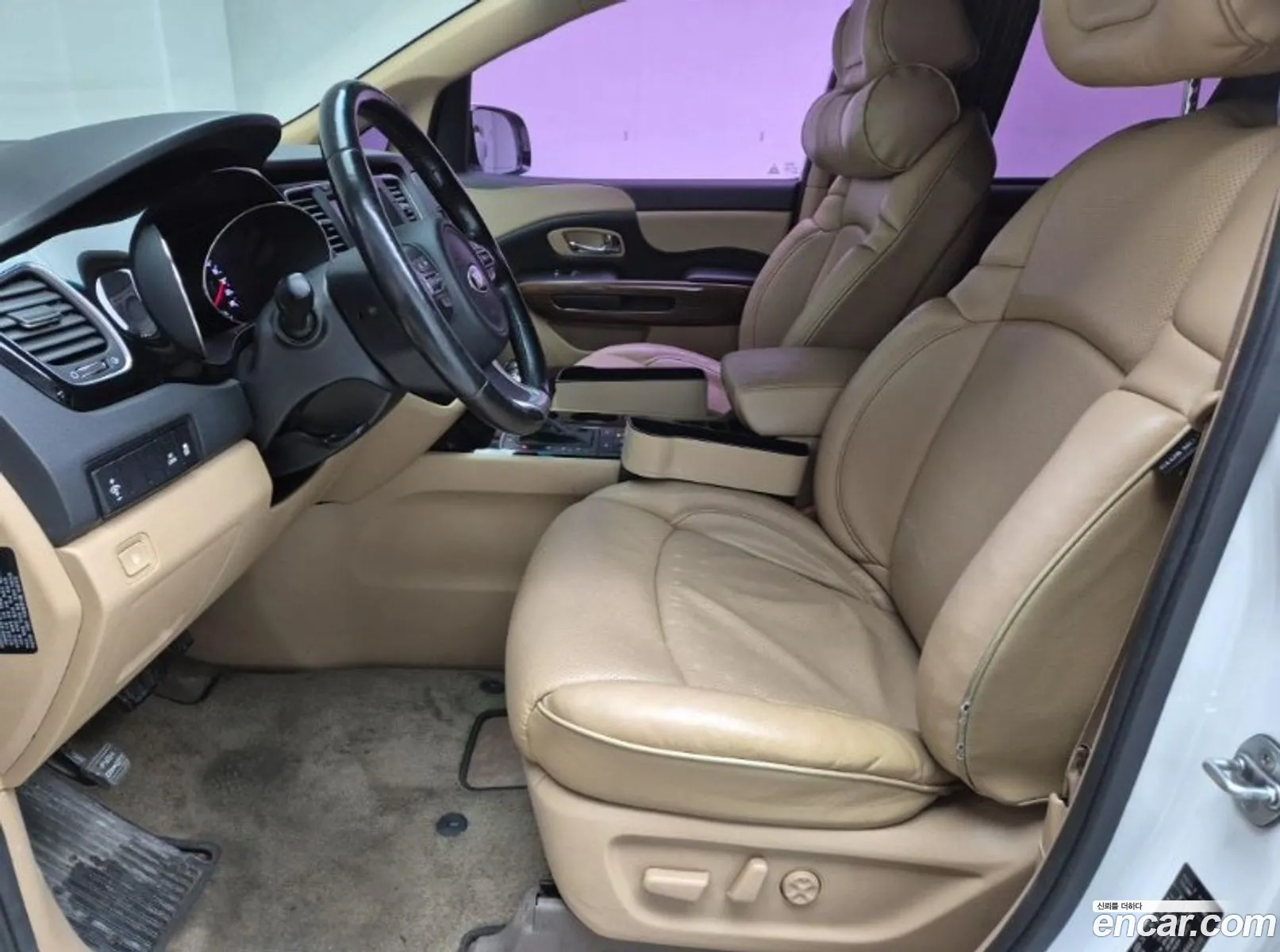 Kia Carnival 2016 — 18