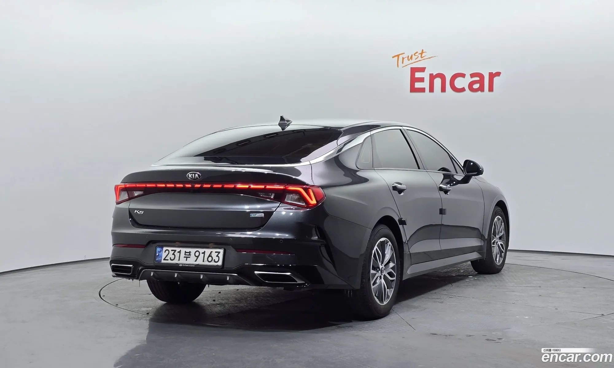 Kia K5 Hybrid 2021 — 16