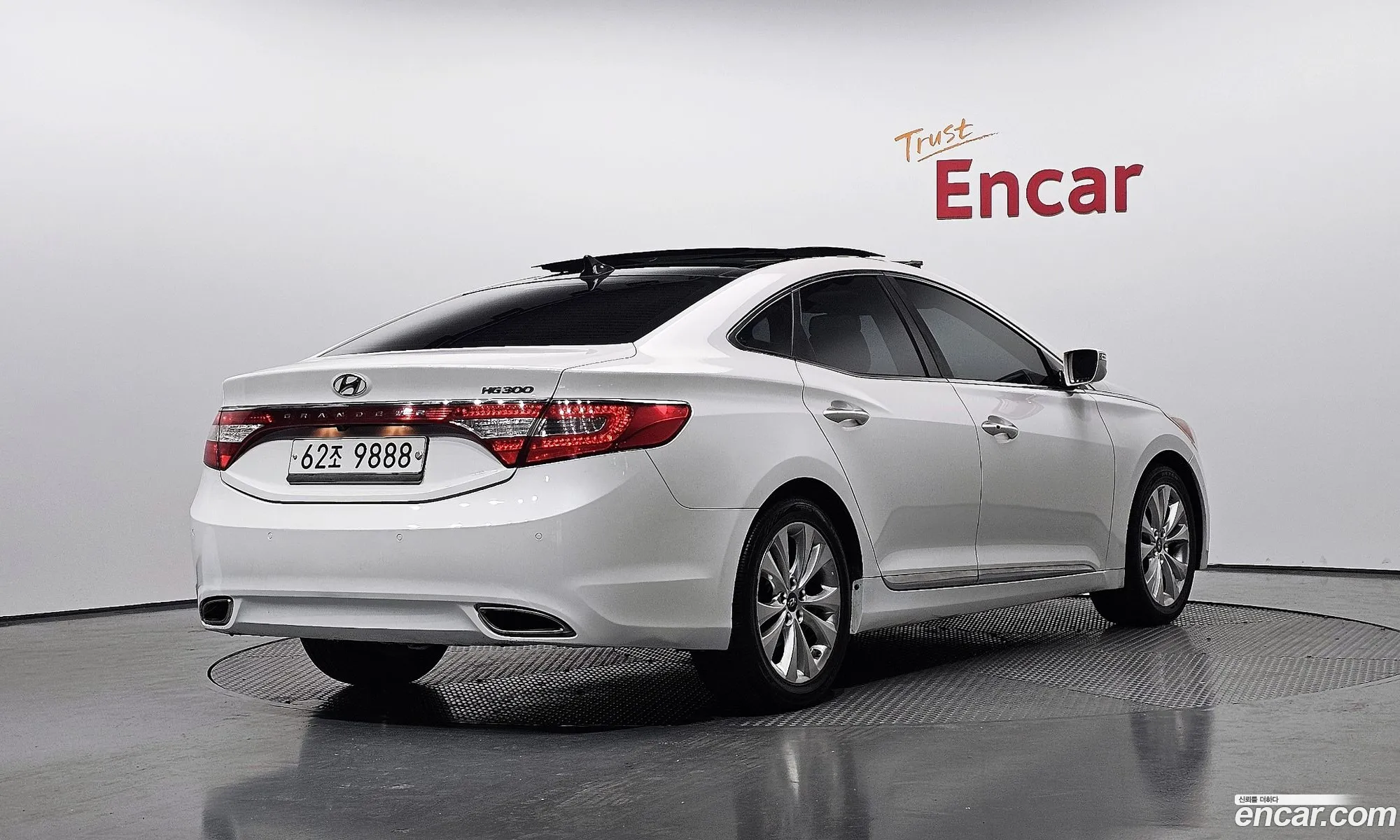 Hyundai Grandeur HG 2012 — 12