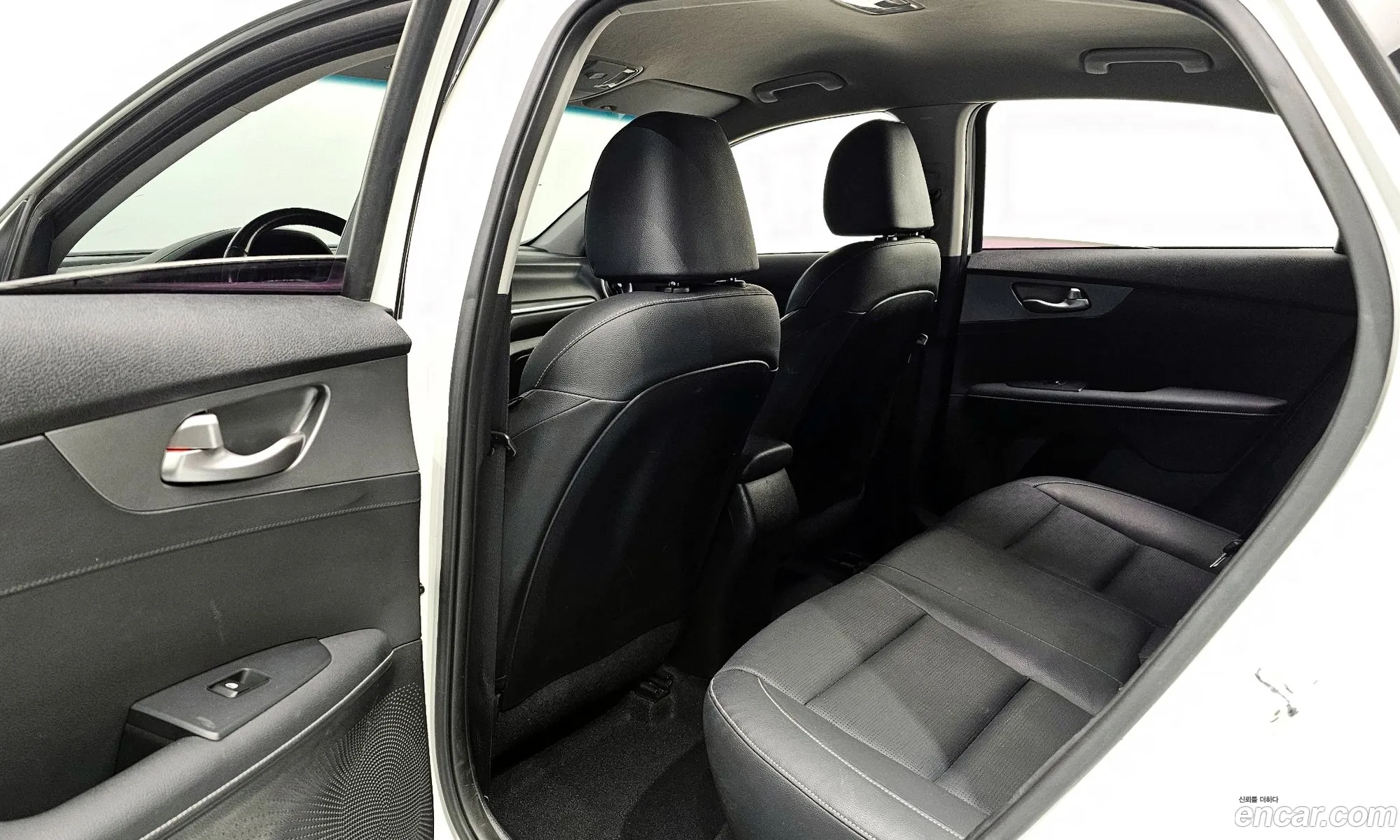 Kia K3 2019 — 9