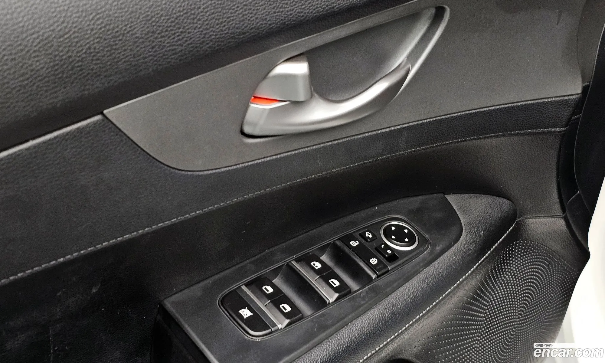 Kia K3 2019 — 16