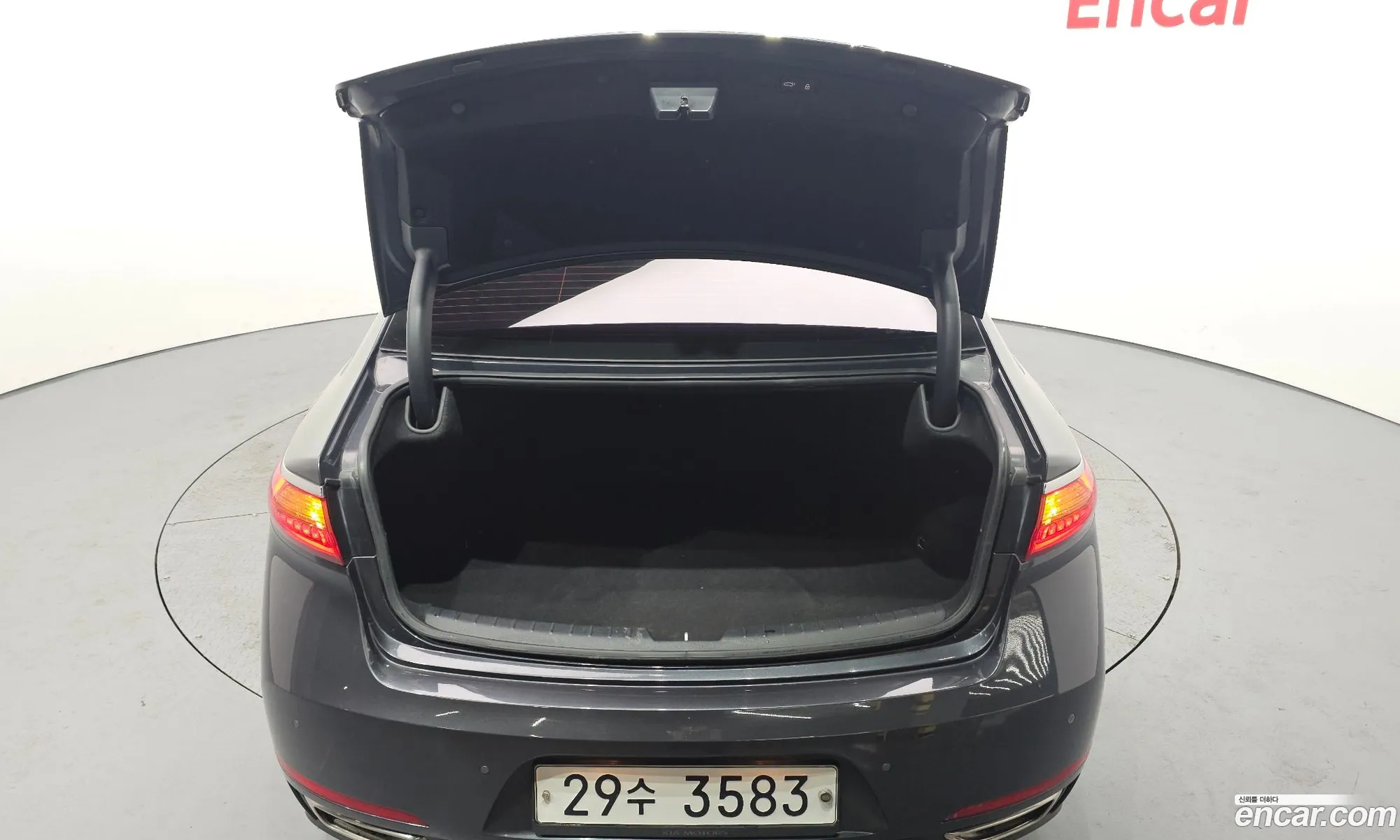 Kia K7 2019 — 2