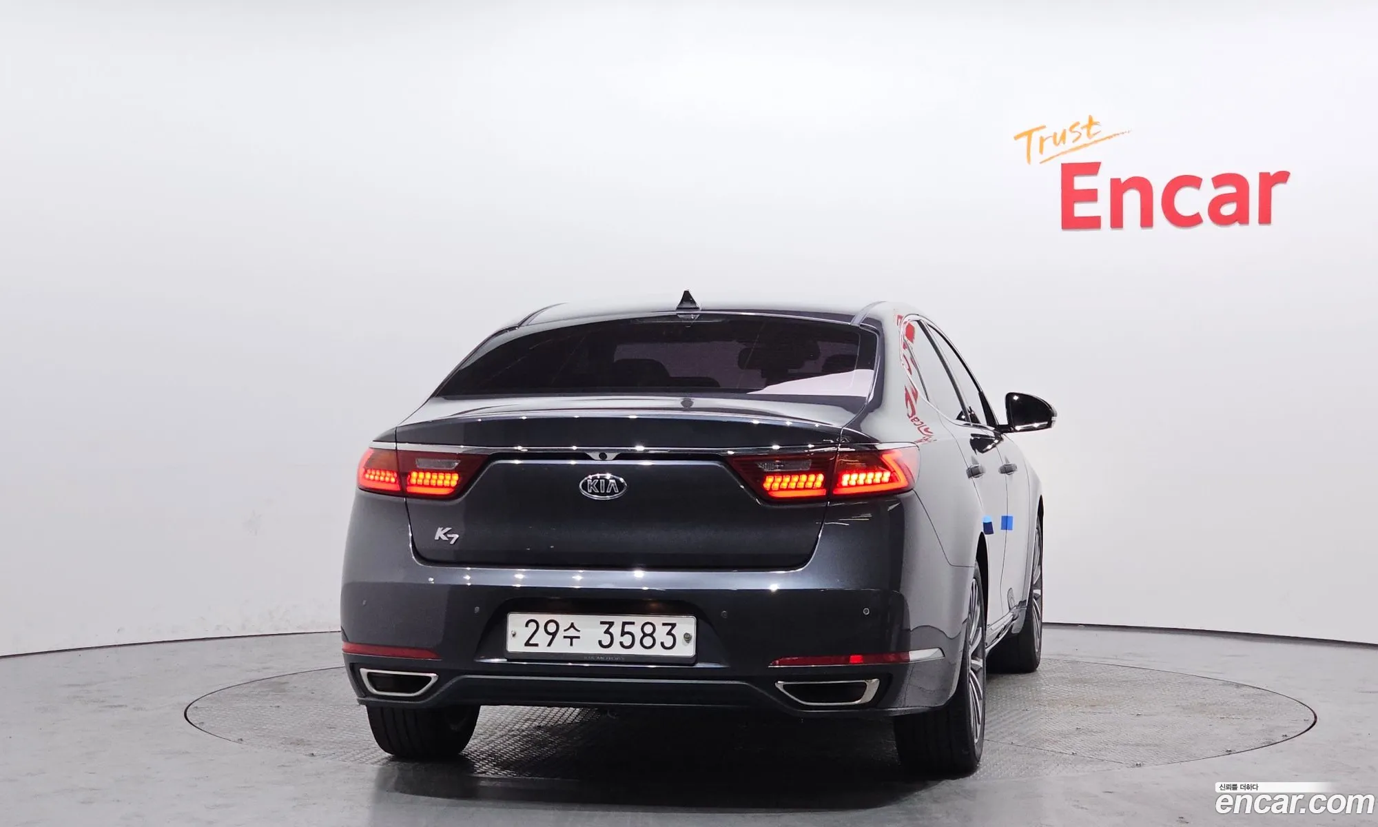 Kia K7 2019 — 9