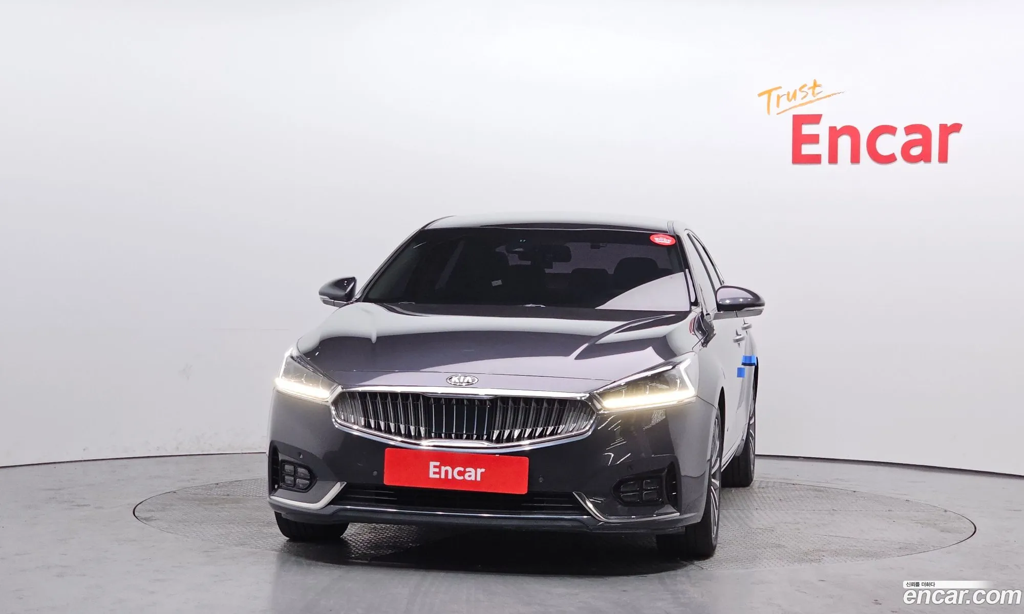 Kia K7 2019 — 17