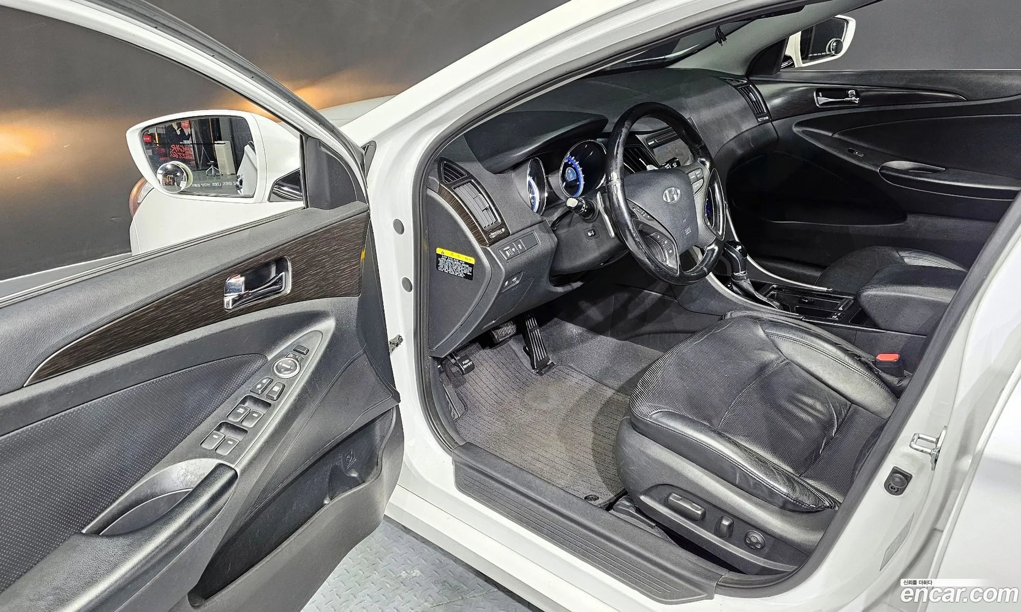 Hyundai Sonata the Brilliant 2012 KMHEC41ABDA485681 — 18