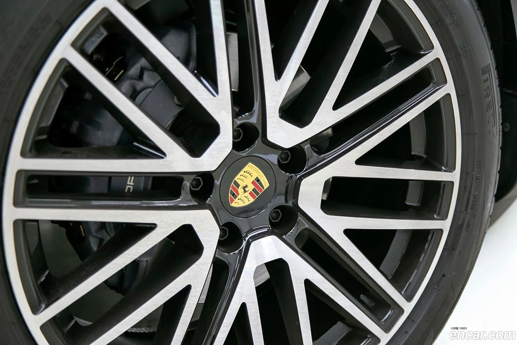 Porsche Cayenne 2024 — 11