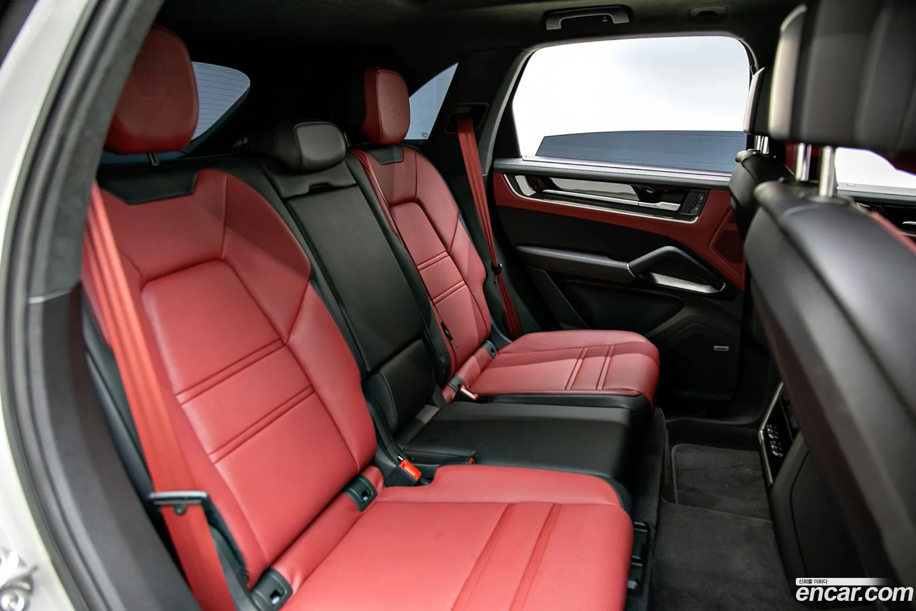 Porsche Cayenne 2024 — 18