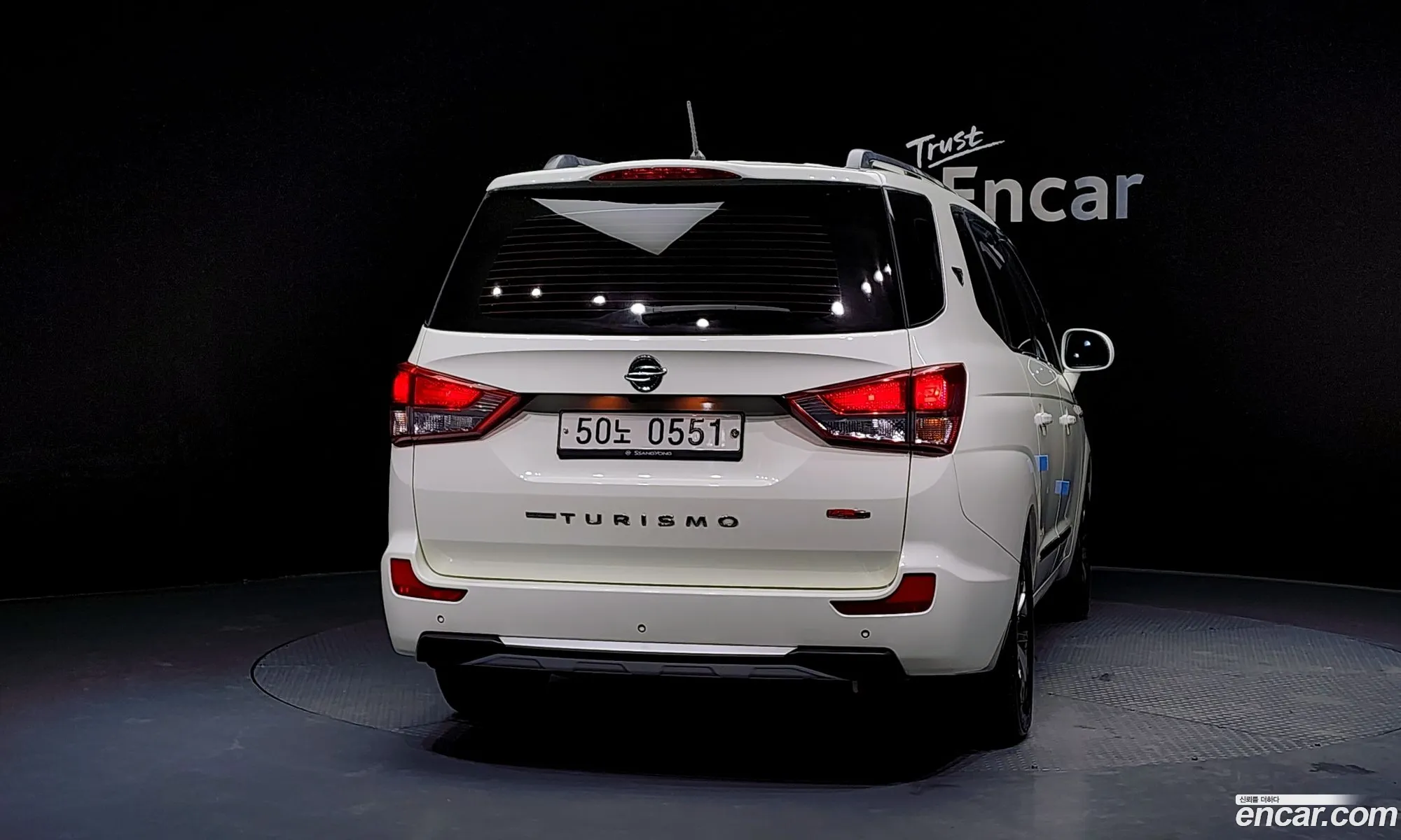 KG Mobility (SsangYong) Korando Turismo 2016 — 15