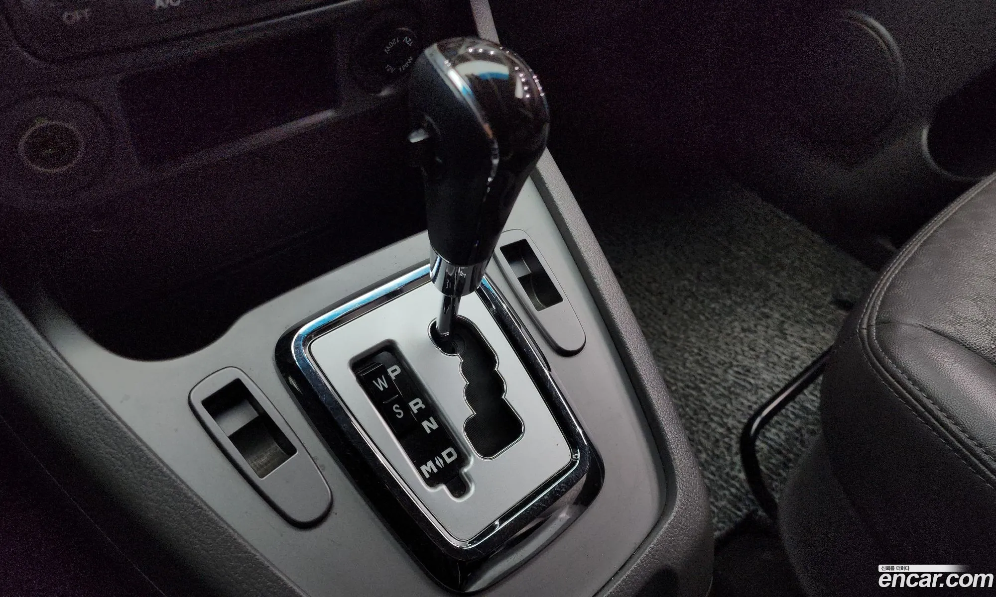 KG Mobility (SsangYong) Korando Turismo 2016 — 5
