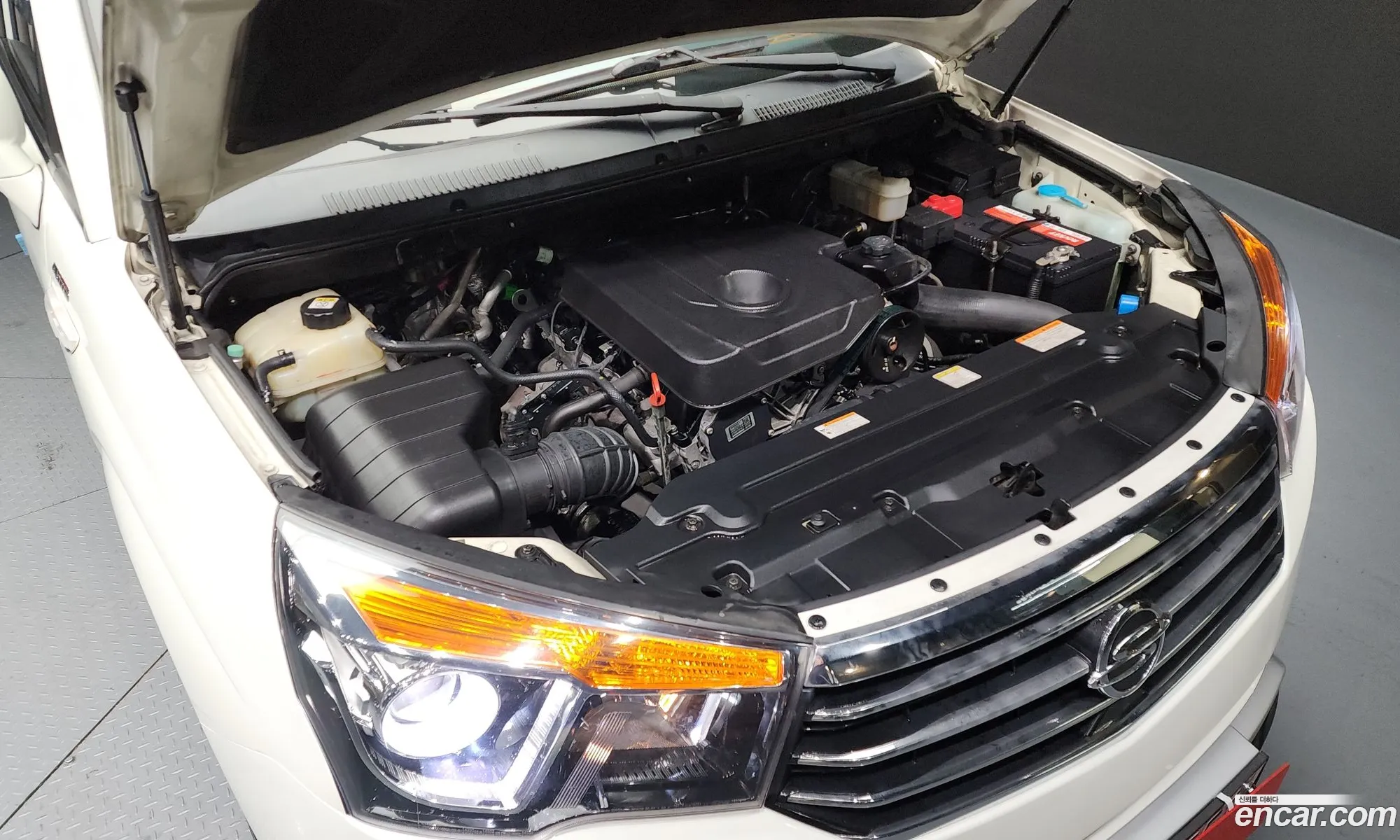 KG Mobility (SsangYong) Korando Turismo 2016 — 11