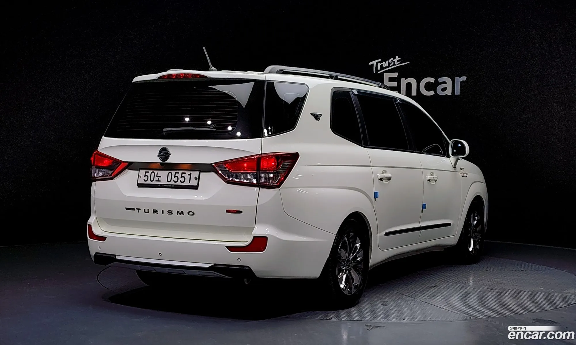 KG Mobility (SsangYong) Korando Turismo 2016 — 6