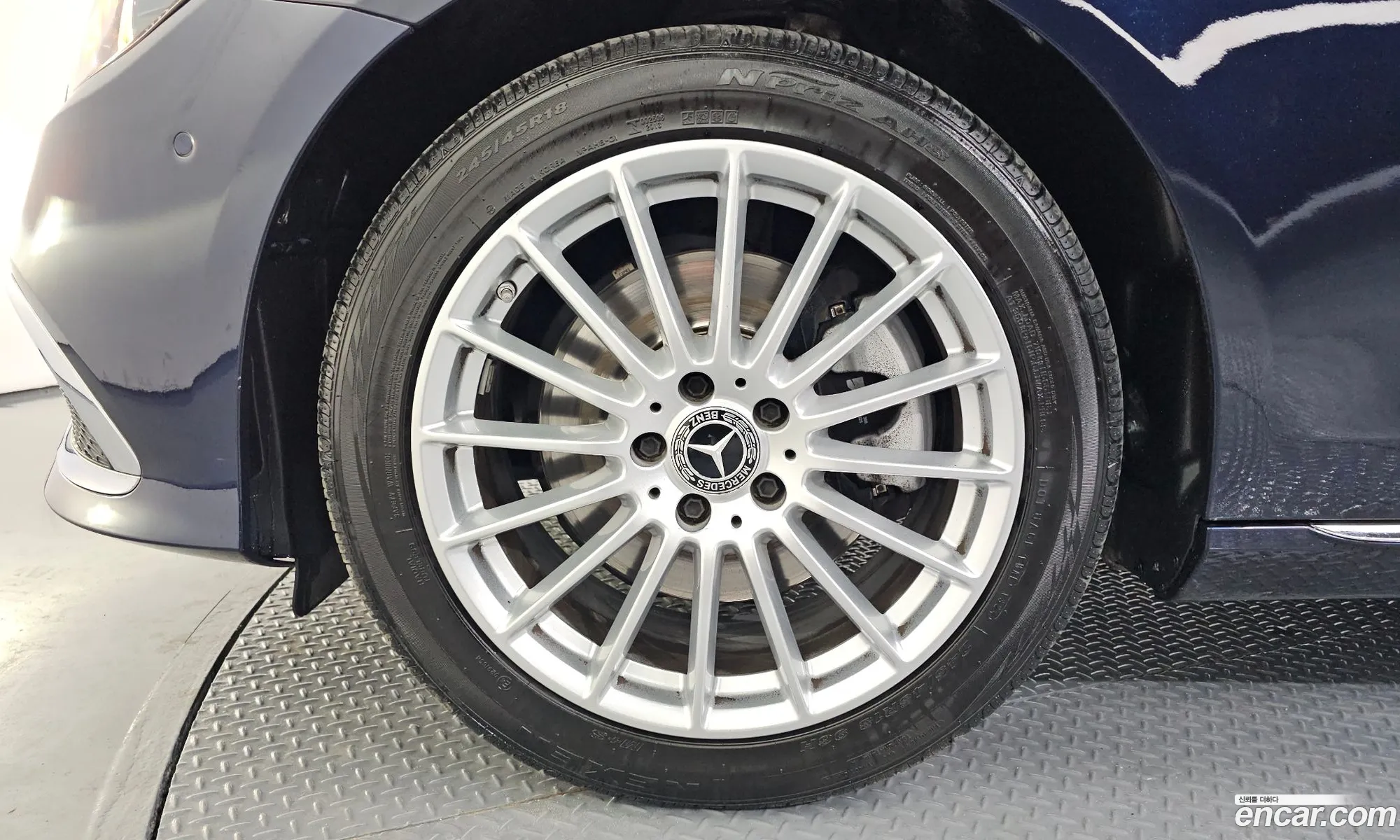Mercedes-Benz E-Class W213 2022 — 18