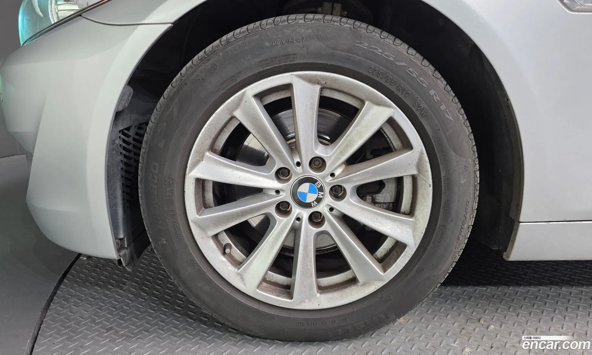 BMW 5 Series 2011 WBAFW1102BDU18744 — 9