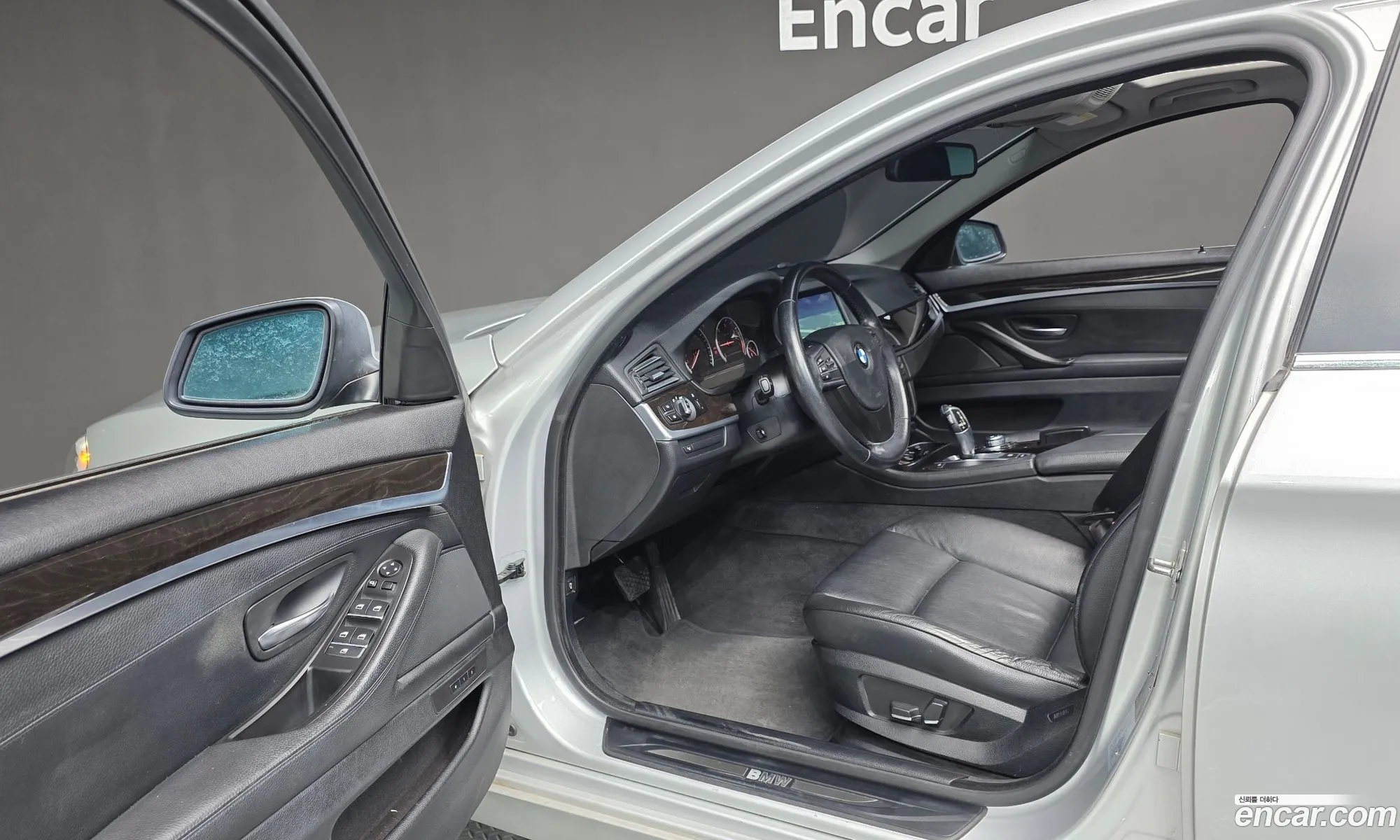 BMW 5 Series 2011 WBAFW1102BDU18744 — 10