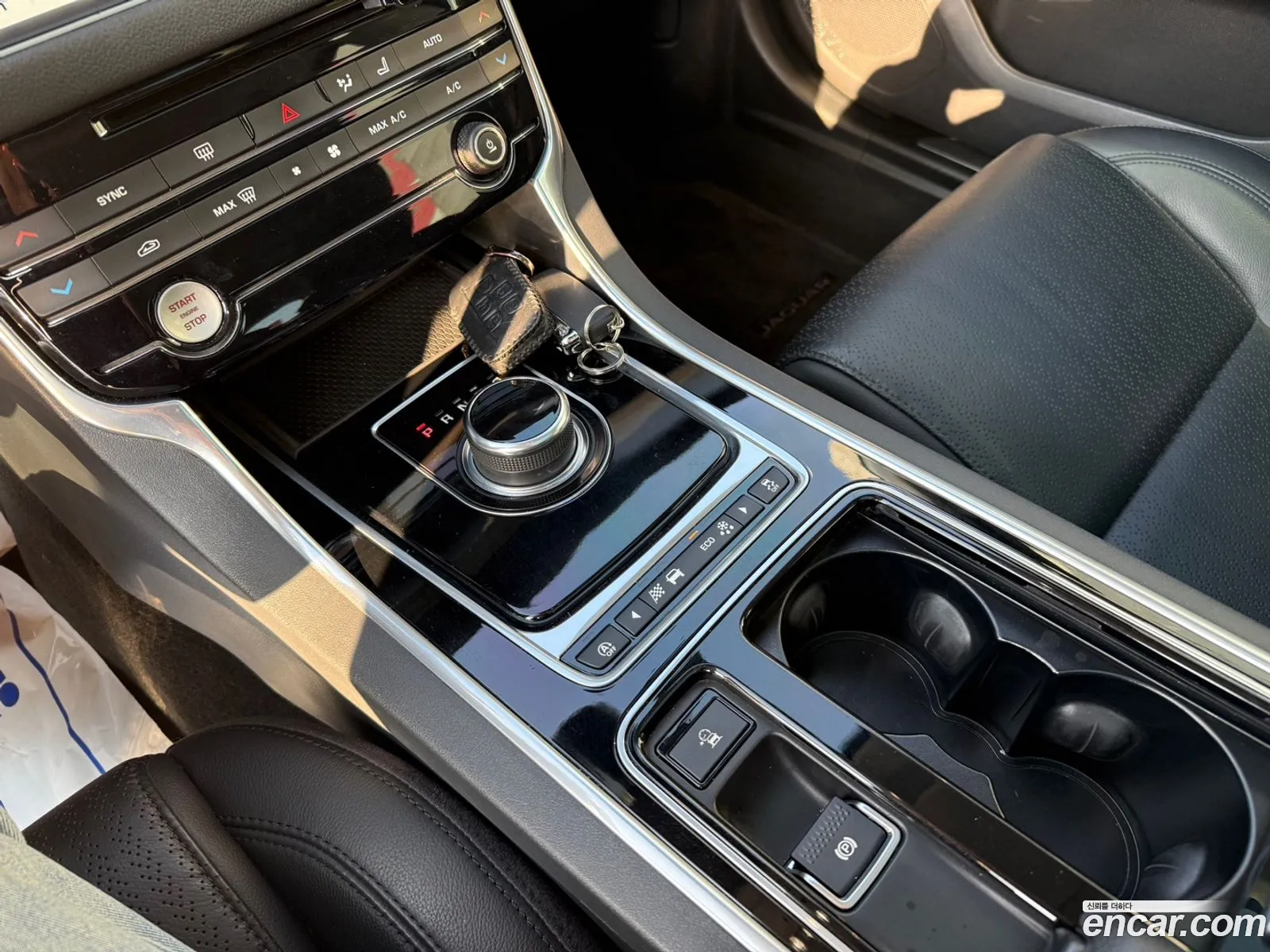 Jaguar XF 2018 — 4