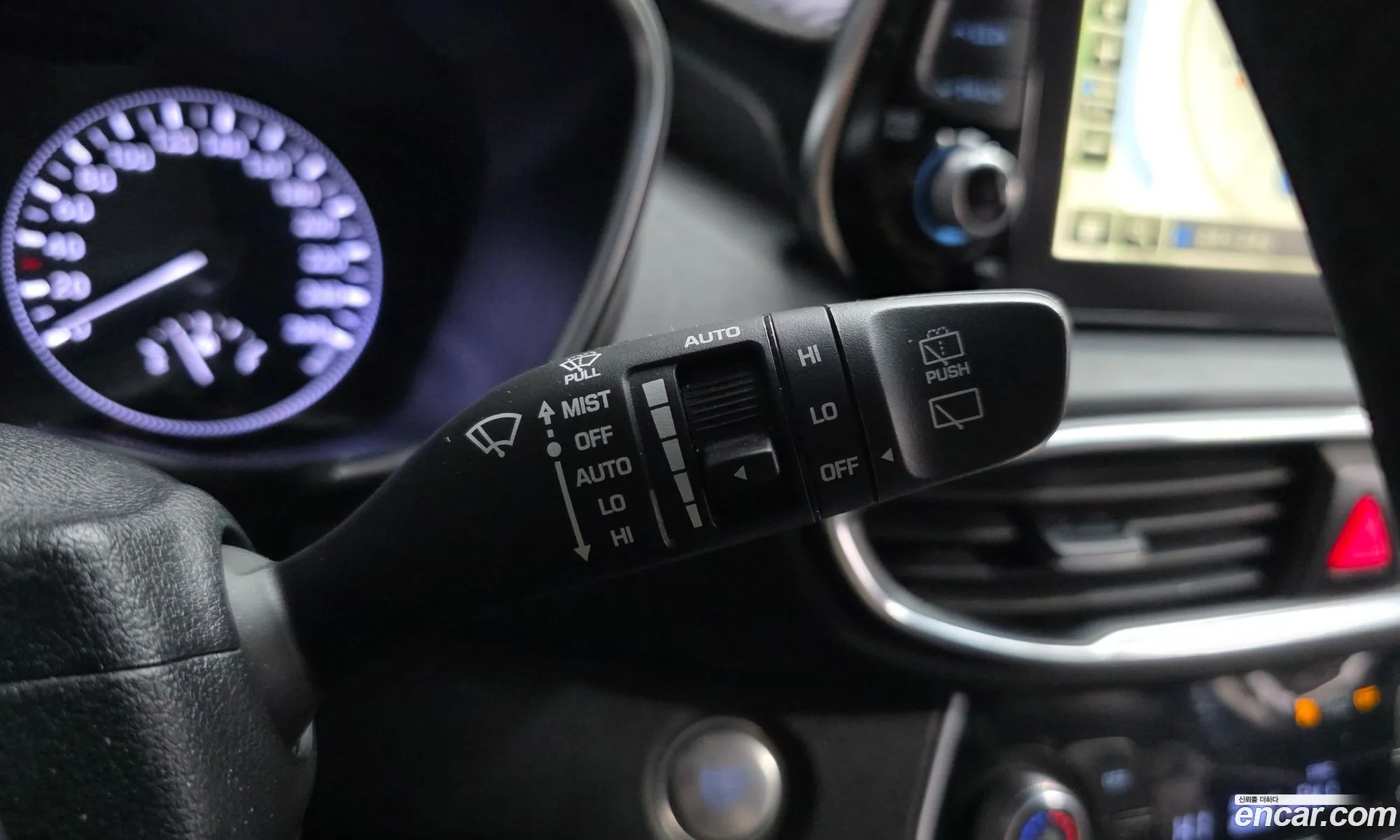 Hyundai Santa Fe TM 2018 — 11
