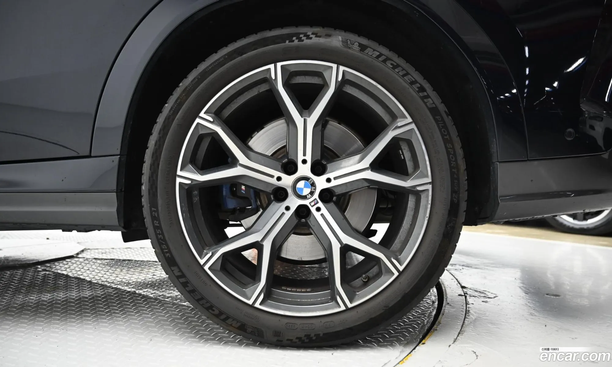 BMW X6 2021 WBAGT810MX9E57421 — 12