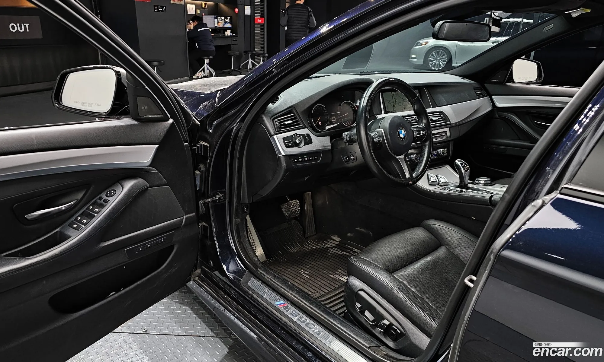 BMW 5 Series 2015 WBA5D9102FD969990 — 10