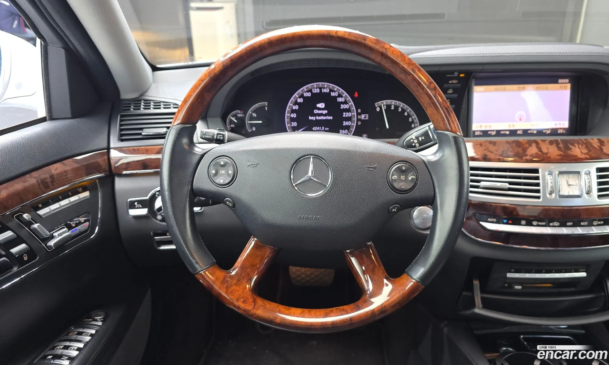 Mercedes-Benz S-Class W221 2007 — 2