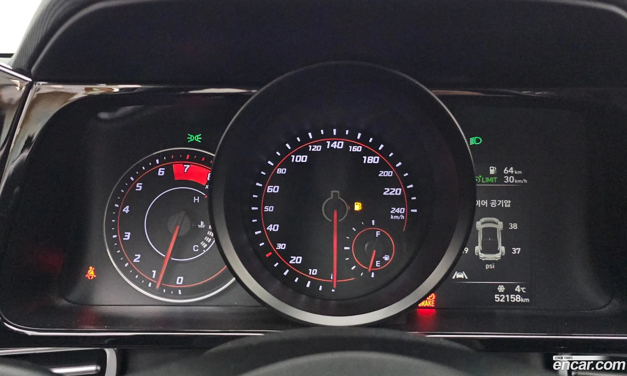 Hyundai Elantra 2021 — 2