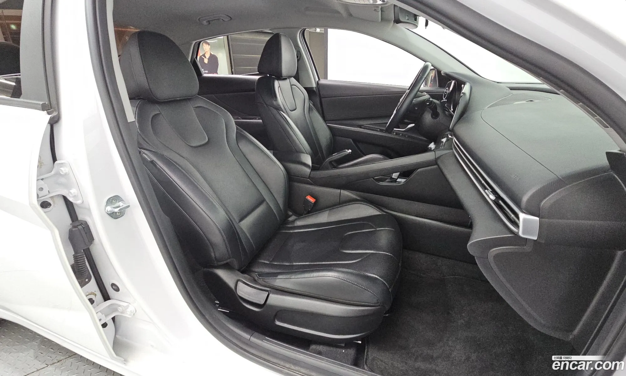 Hyundai Elantra 2021 — 20