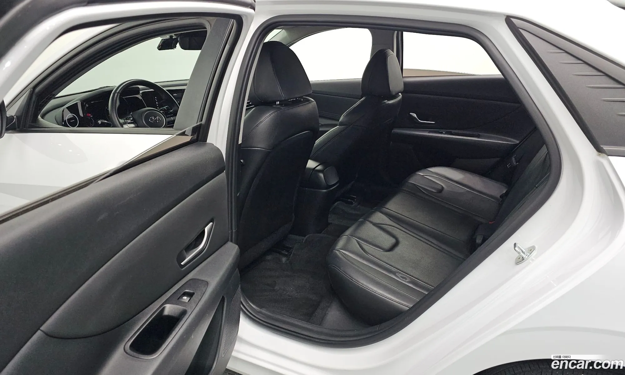 Hyundai Elantra 2021 — 7