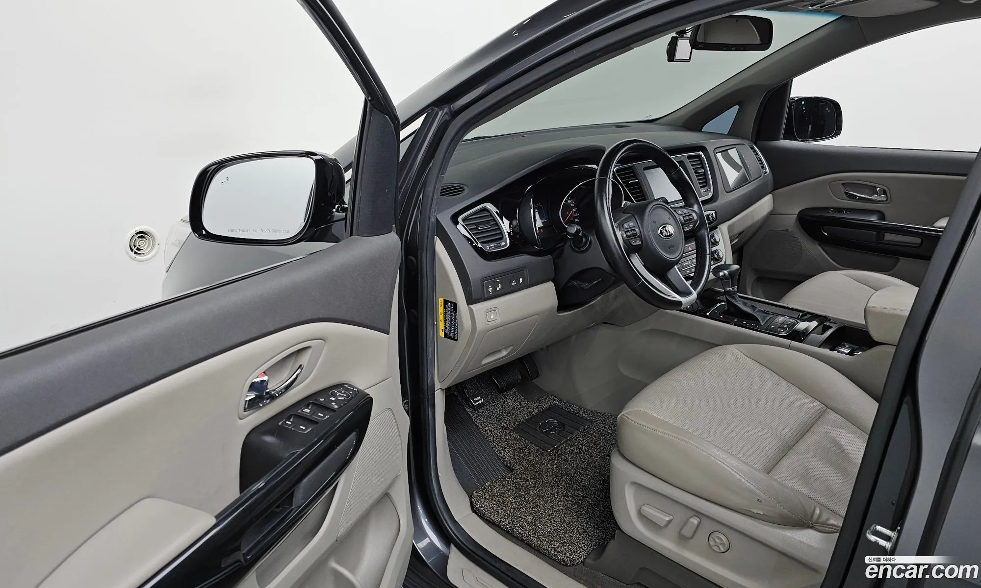 Kia Carnival 2018 — 14