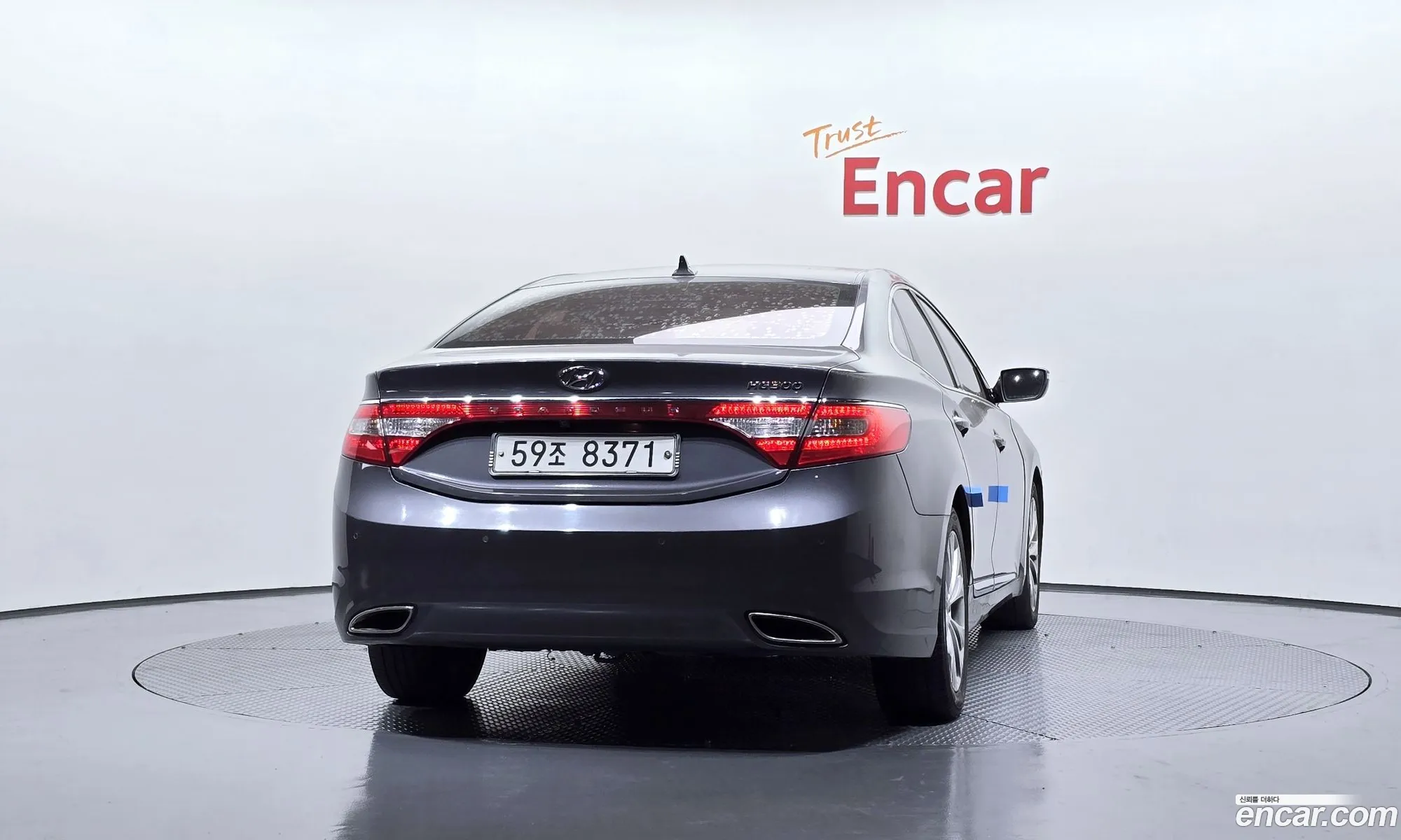 Hyundai Grandeur HG 2011 — 17