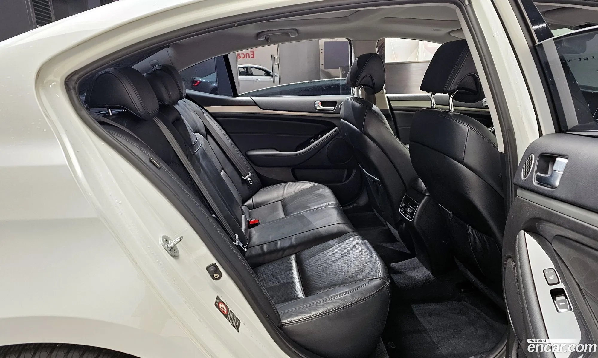 Kia K7 Hybrid 2014 — 2