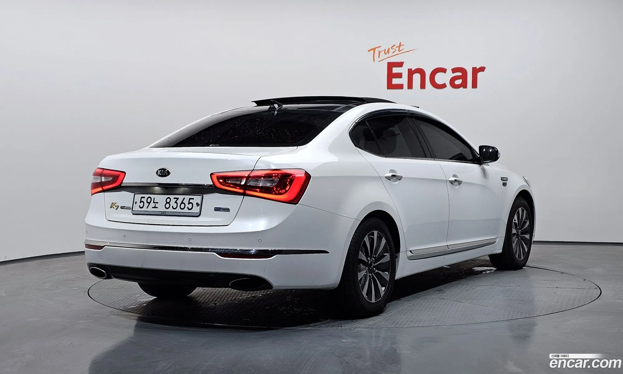 Kia K7 Hybrid 2014 — 7