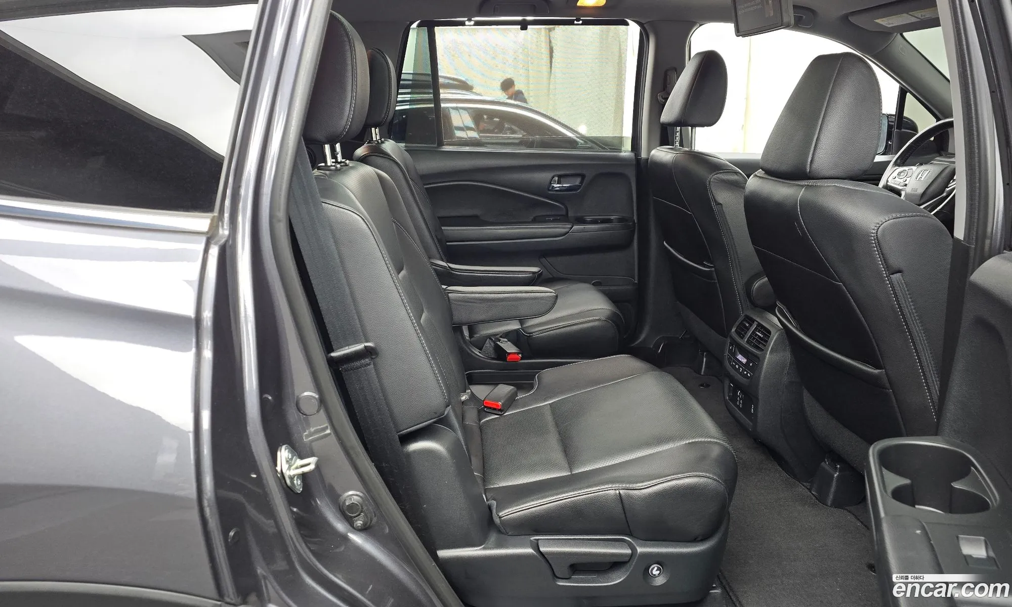 Honda Pilot 2019 5FNYF6800KB200274 — 9