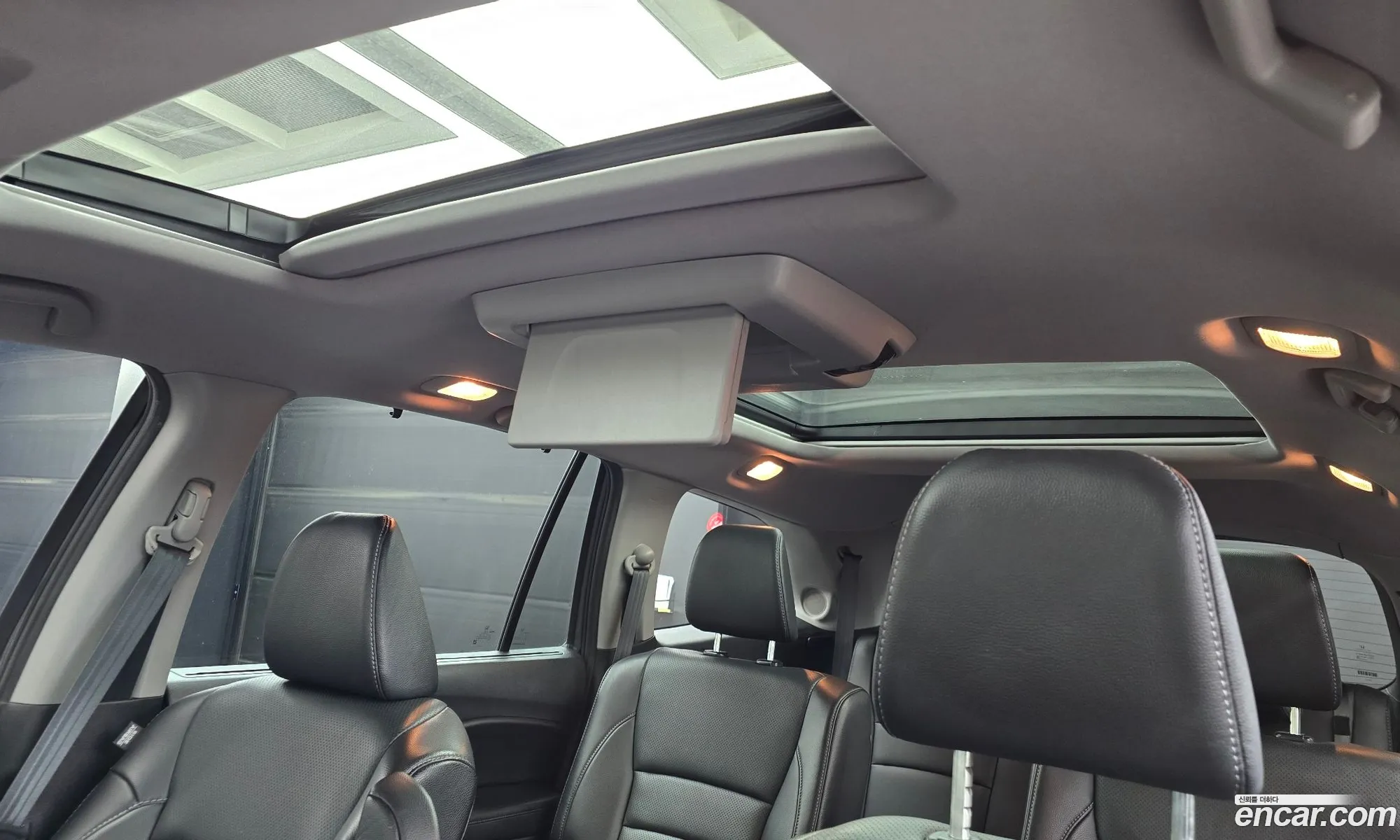 Honda Pilot 2019 5FNYF6800KB200274 — 12