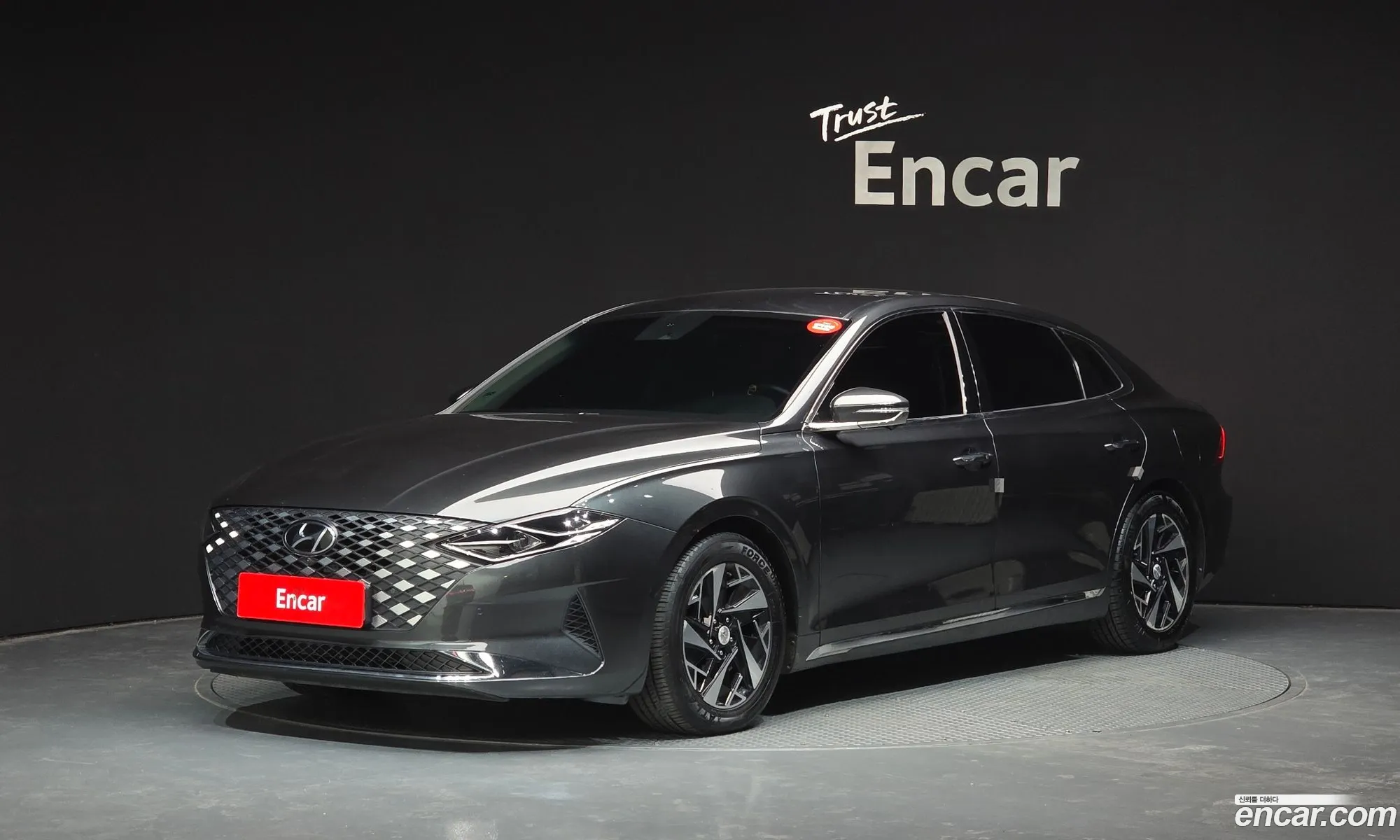 Hyundai Grandeur IG Hybrid 2020 — 8