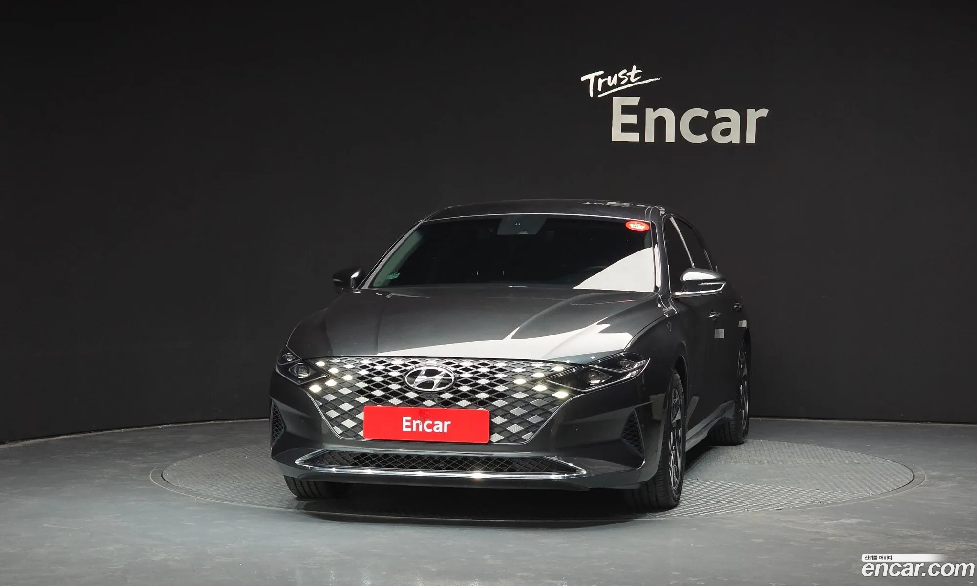 Hyundai Grandeur IG Hybrid 2020 — 18