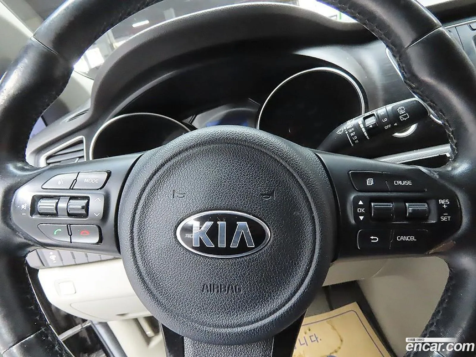 Kia Carnival 2014 — 13