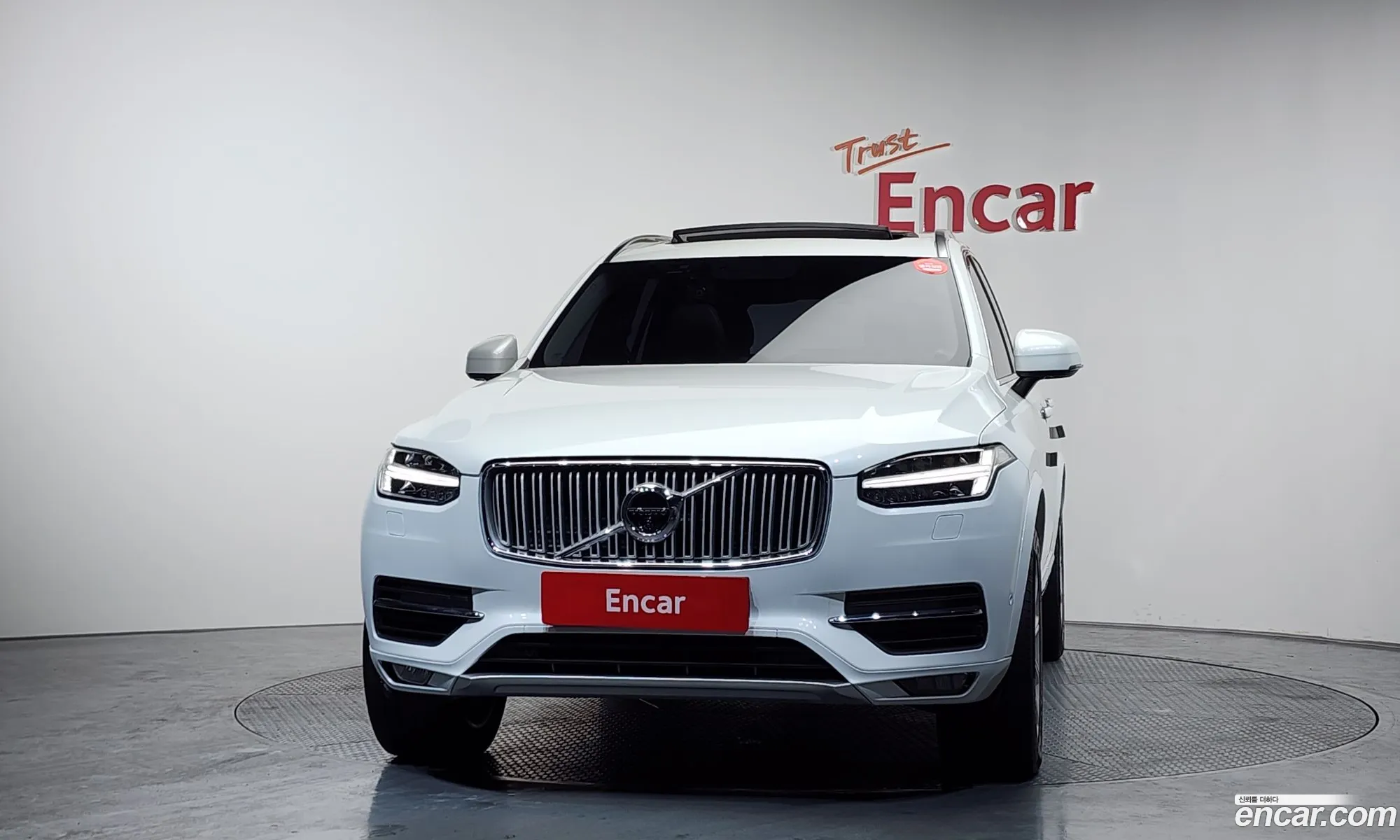 Volvo XC90 2017 YV1LFA22CH1123107 — 19