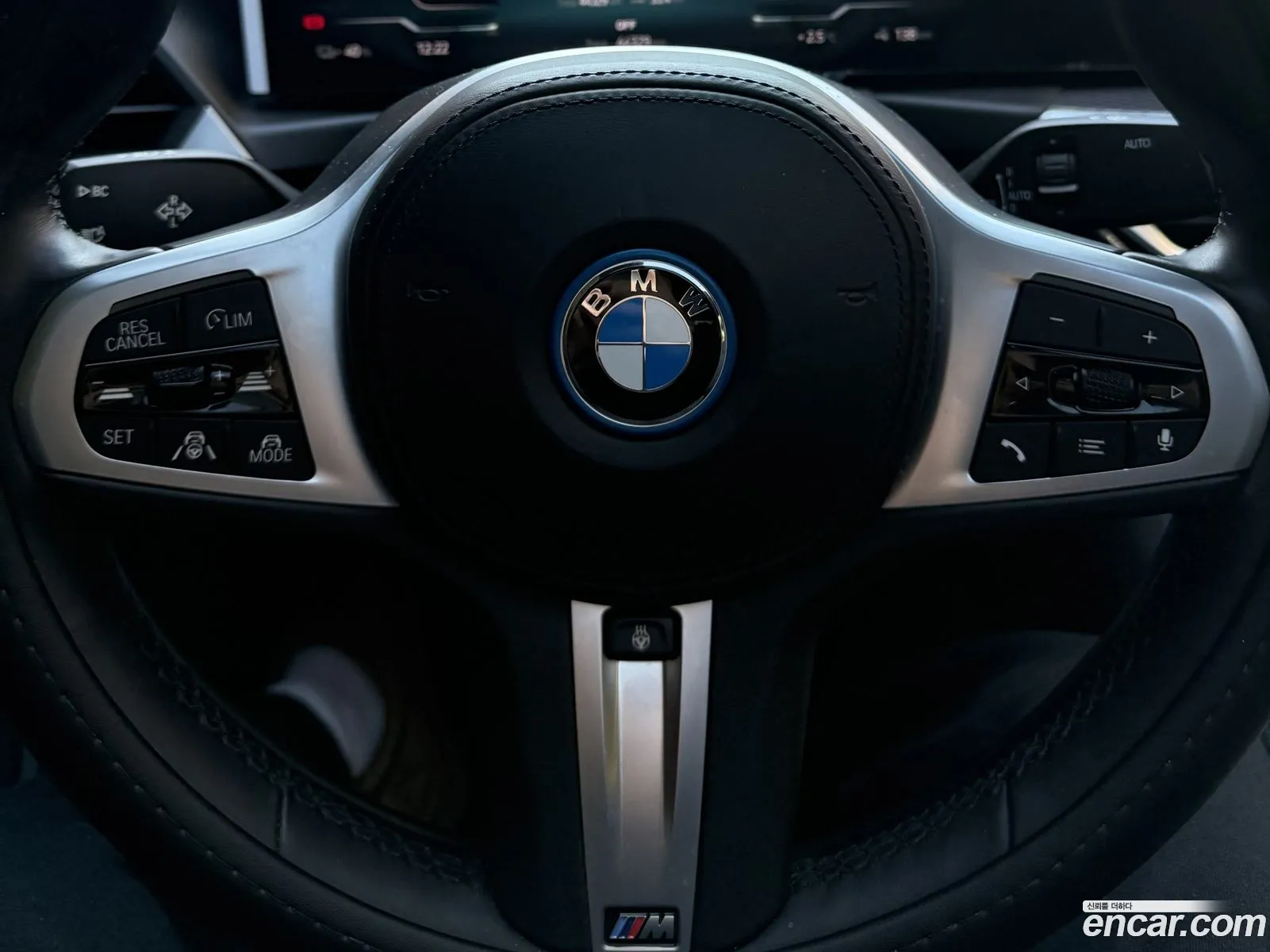BMW i4 2023 — 12