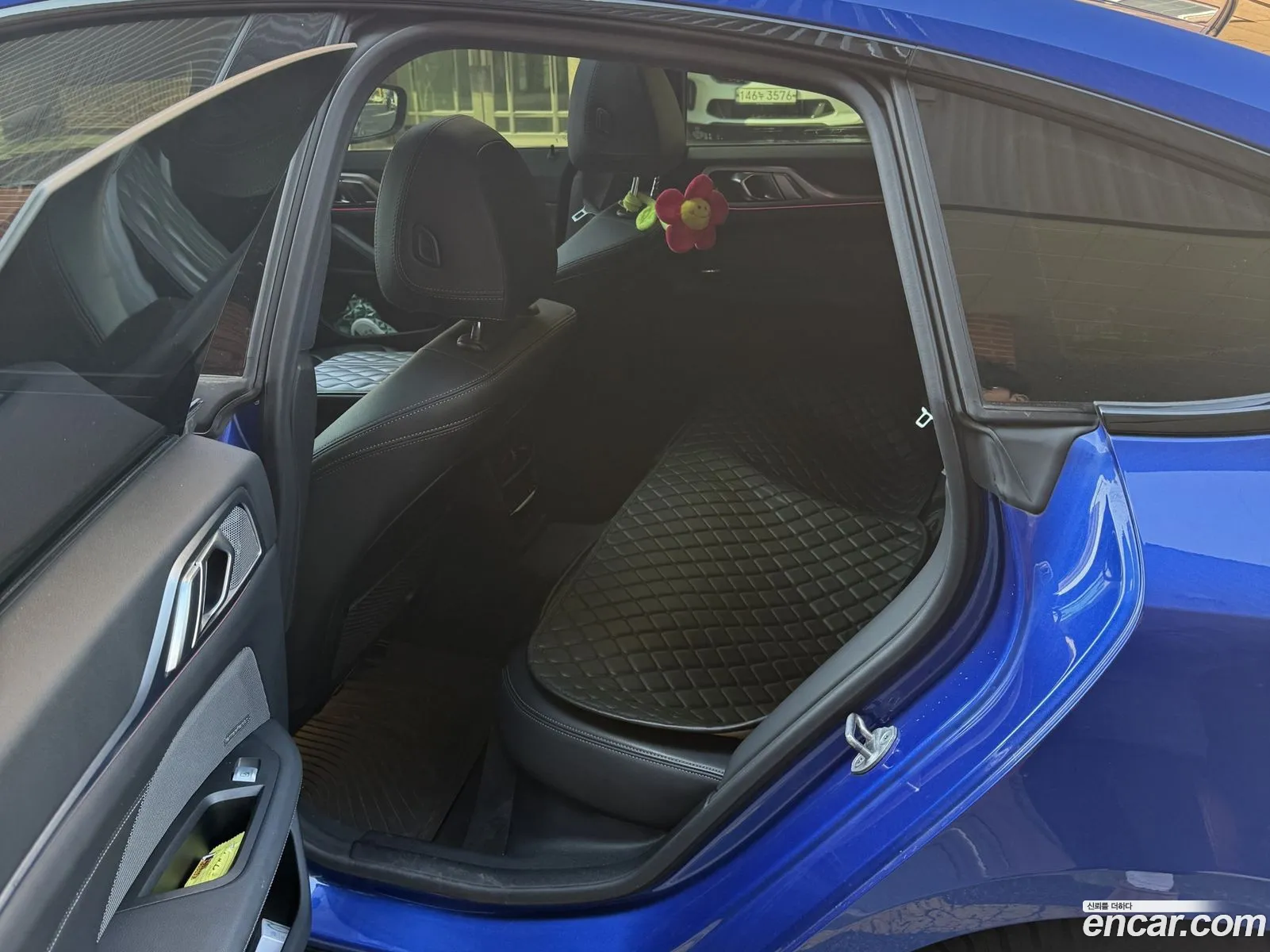 BMW i4 2023 — 2