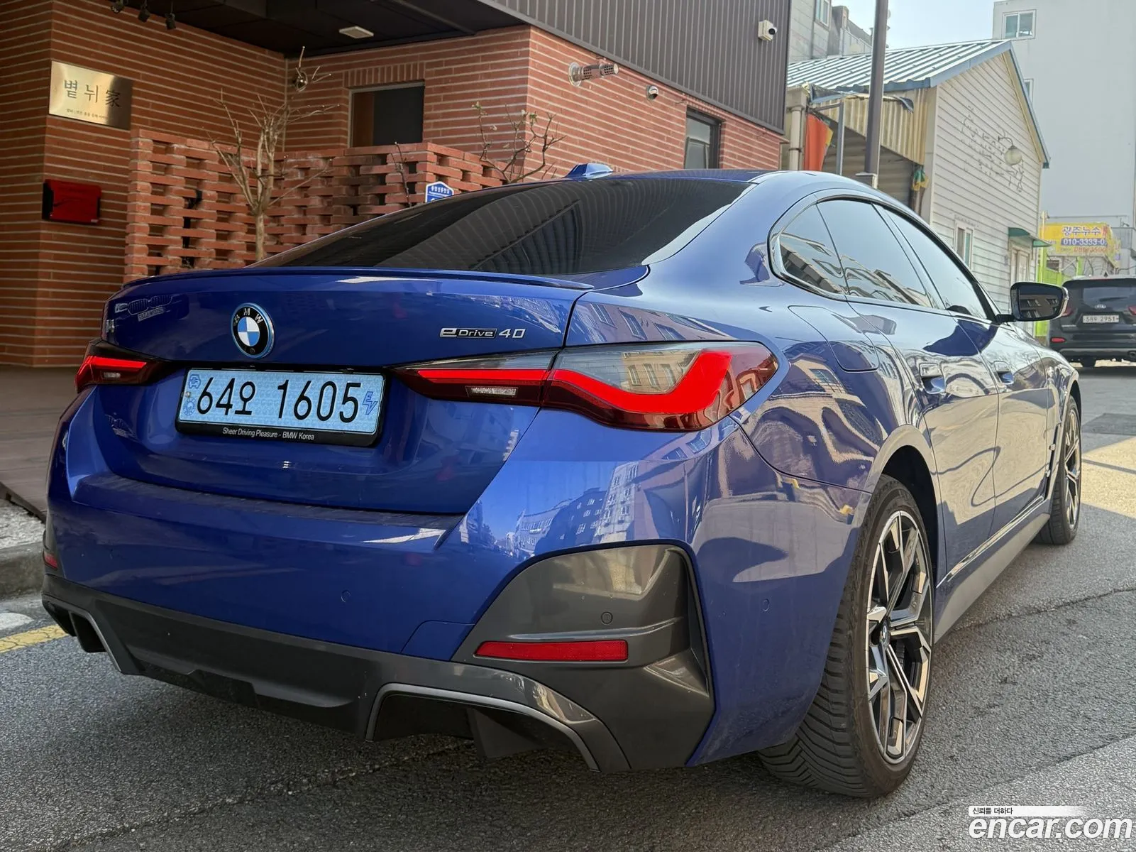 BMW i4 2023 — 16