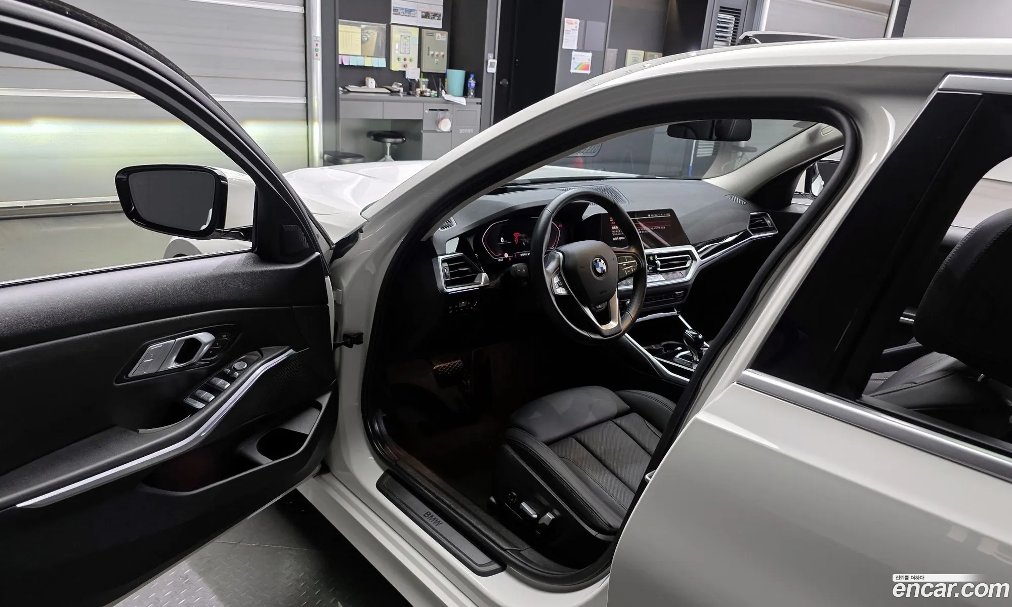 BMW 3 Series 2021 — 10