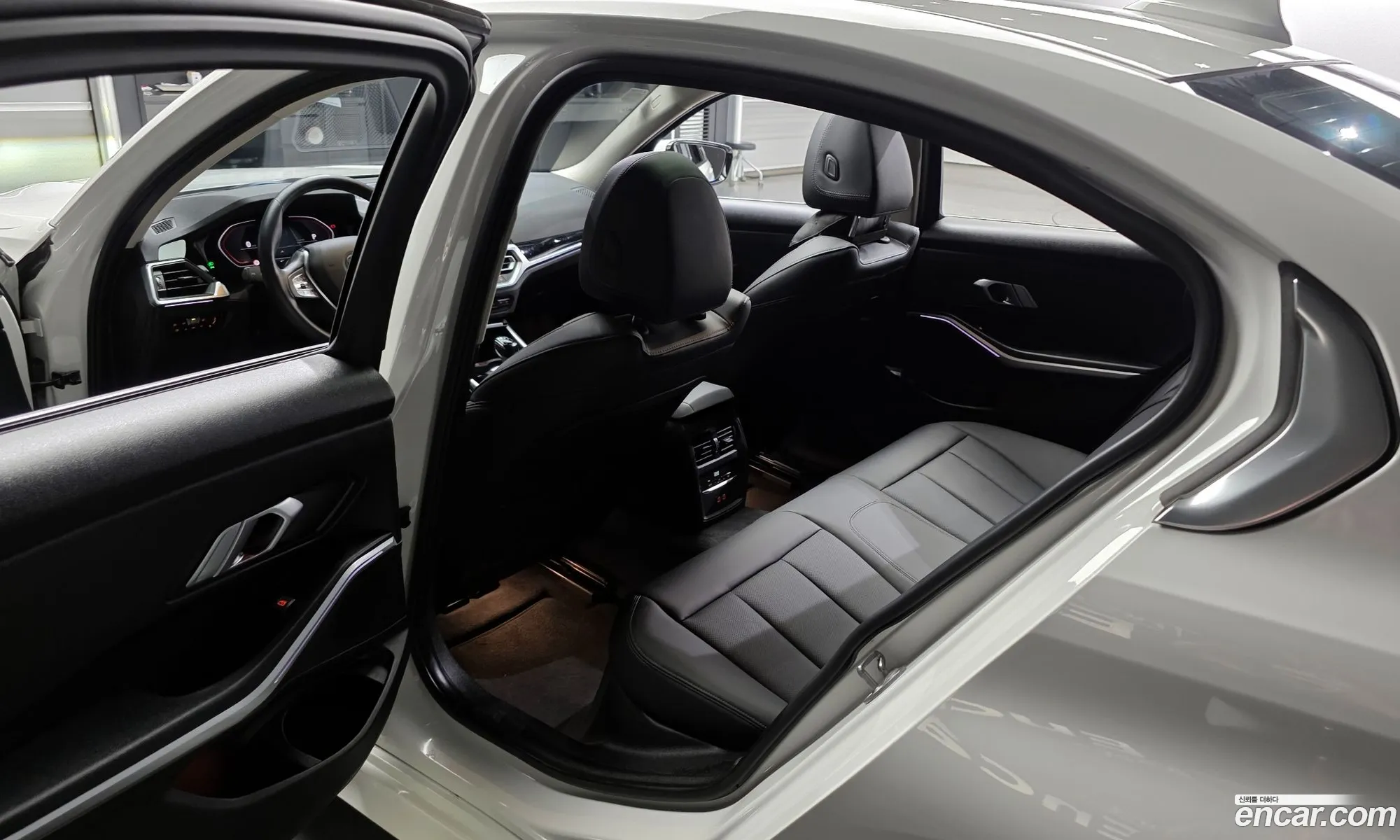 BMW 3 Series 2021 — 15