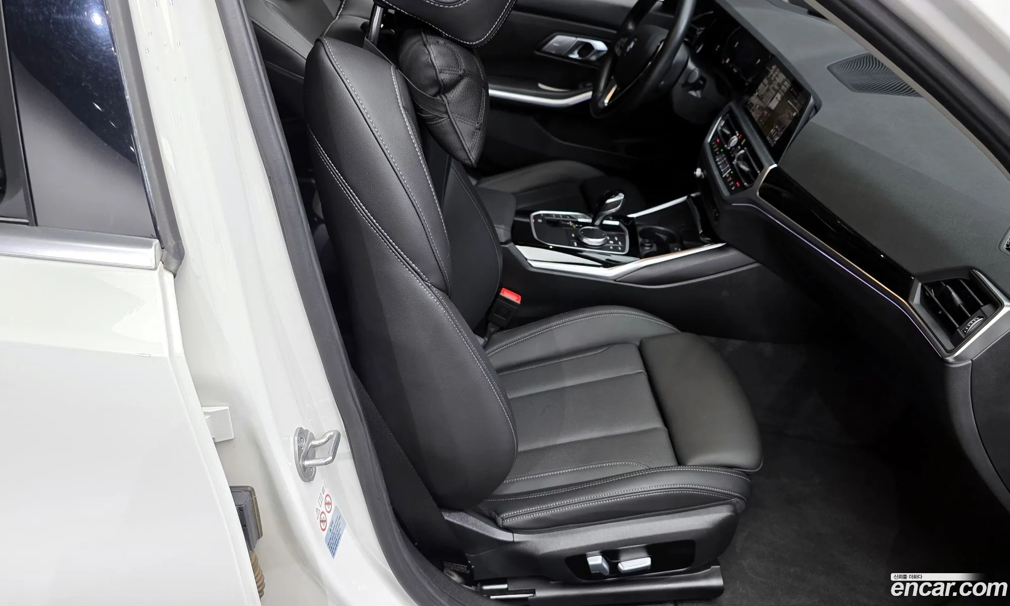 BMW 3 Series 2021 — 19