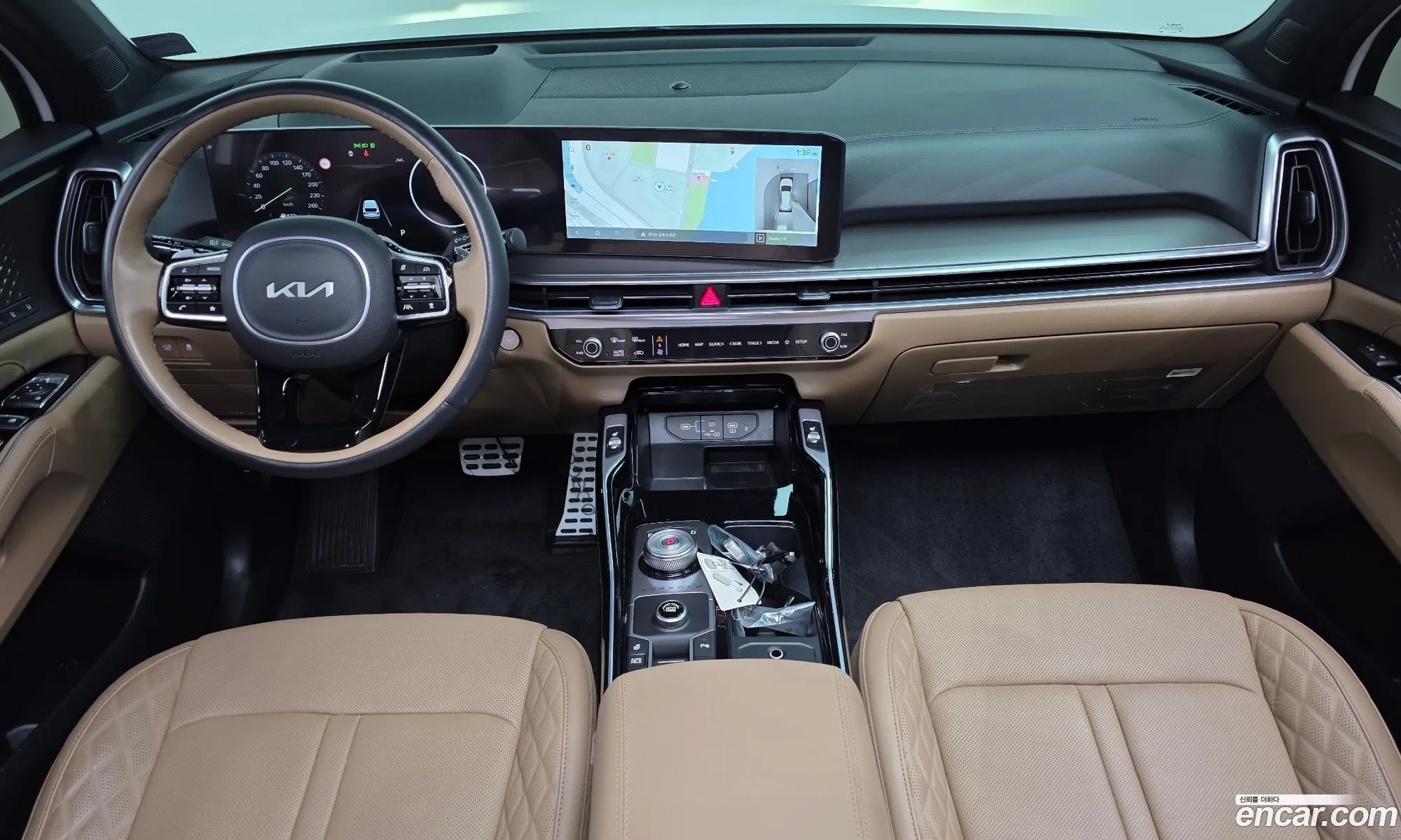 Kia Sorento 2024 — 16