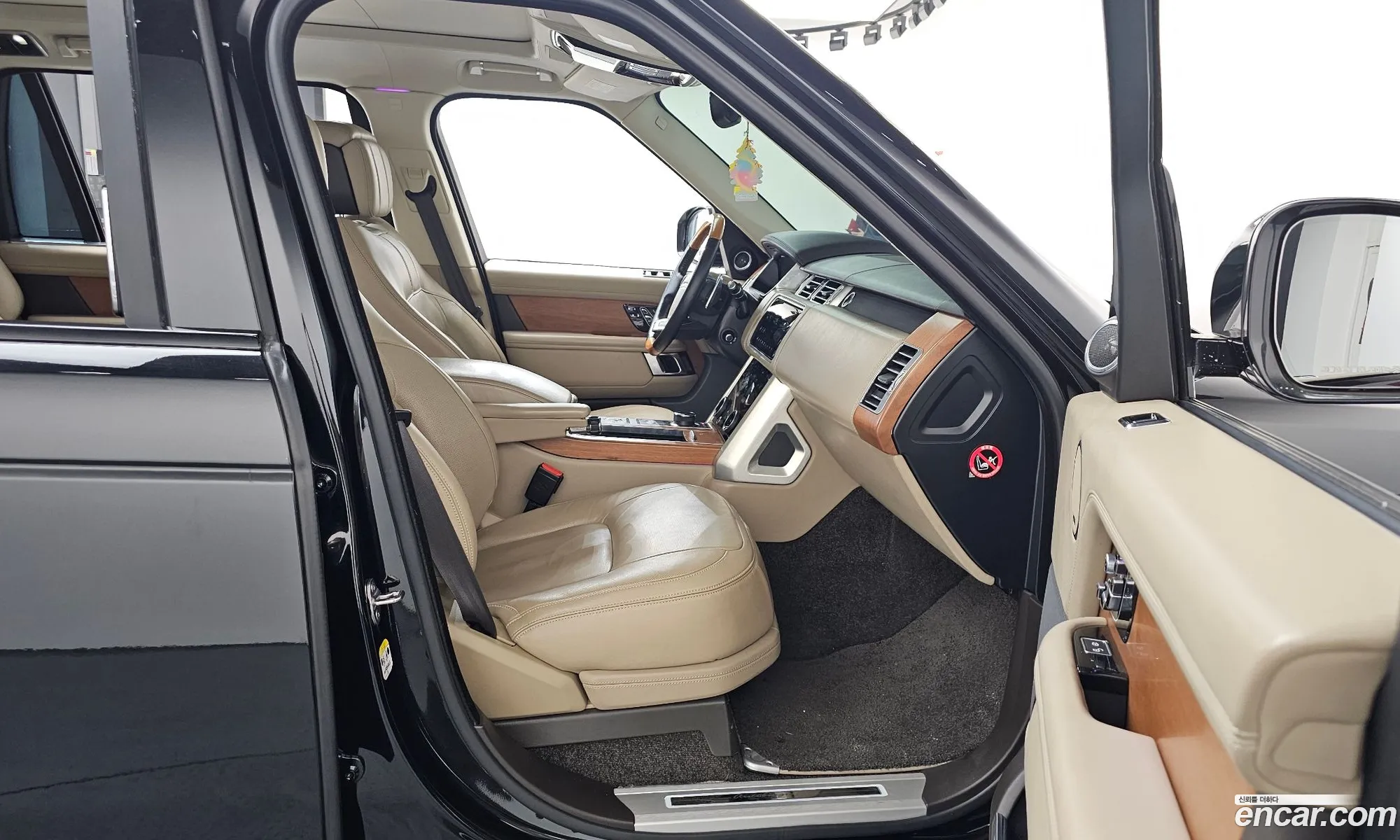 Land Rover Range Rover 2018 SALGA3BJ5JA510805 — 14