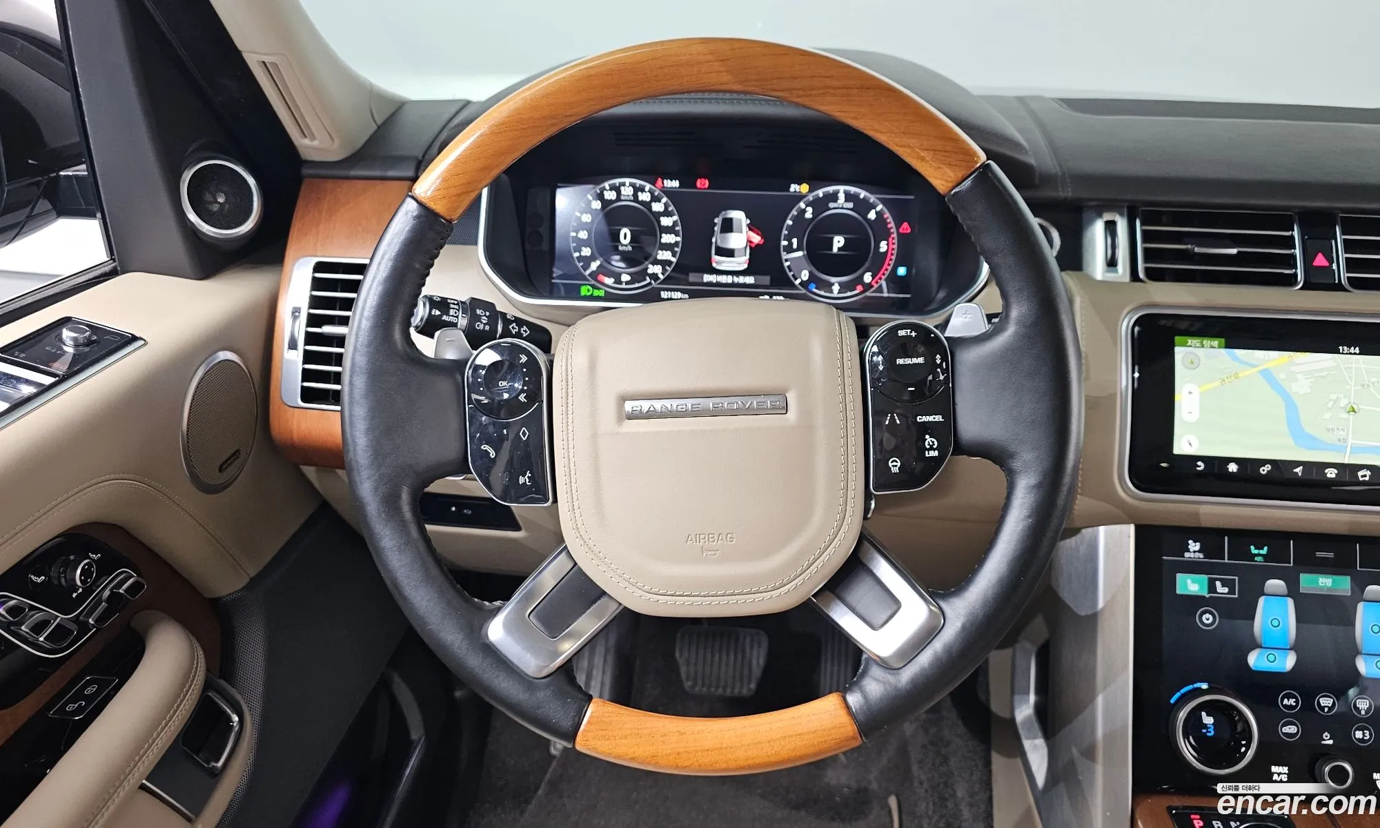 Land Rover Range Rover 2018 SALGA3BJ5JA510805 — 17