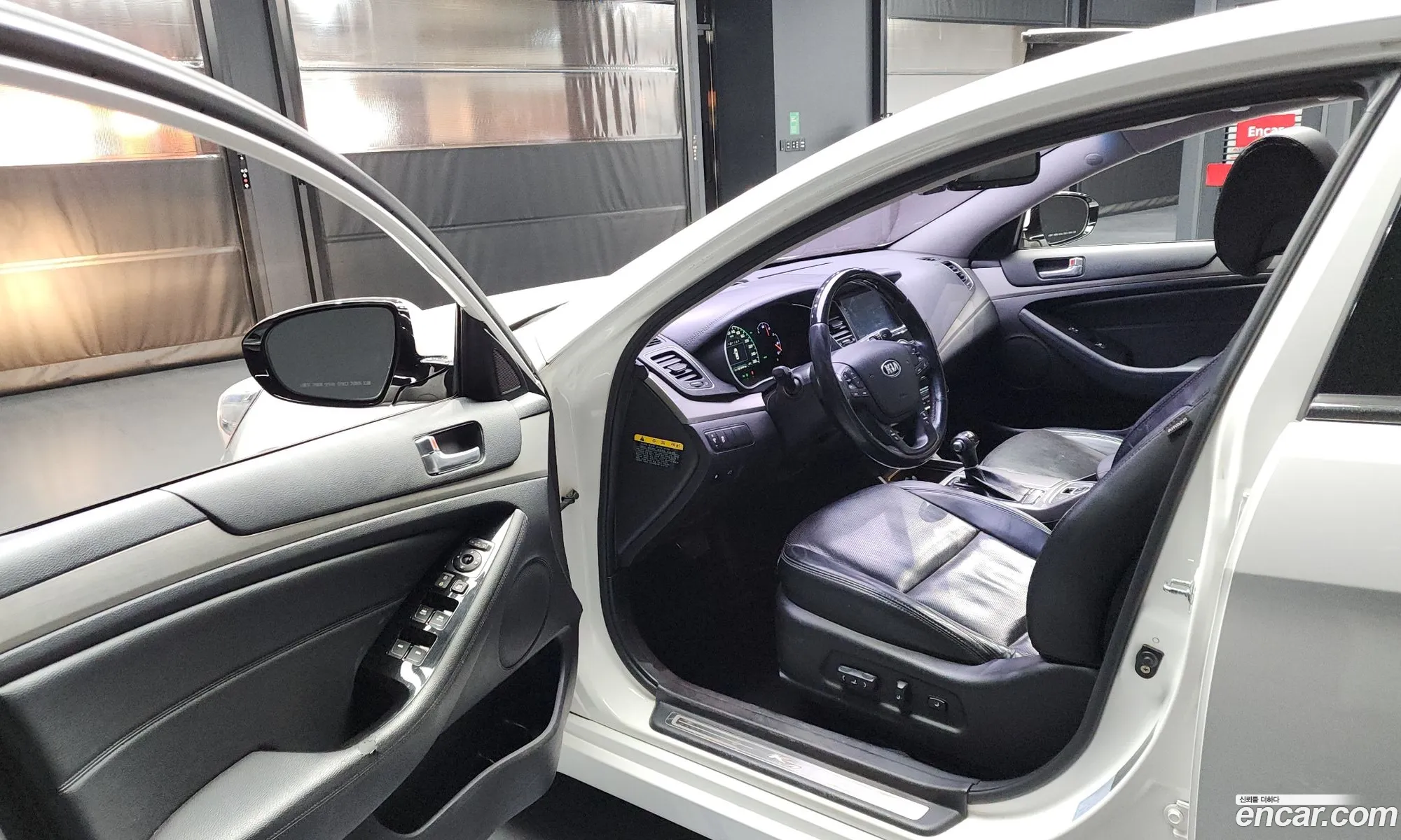 Kia K7 Hybrid 2014 — 19
