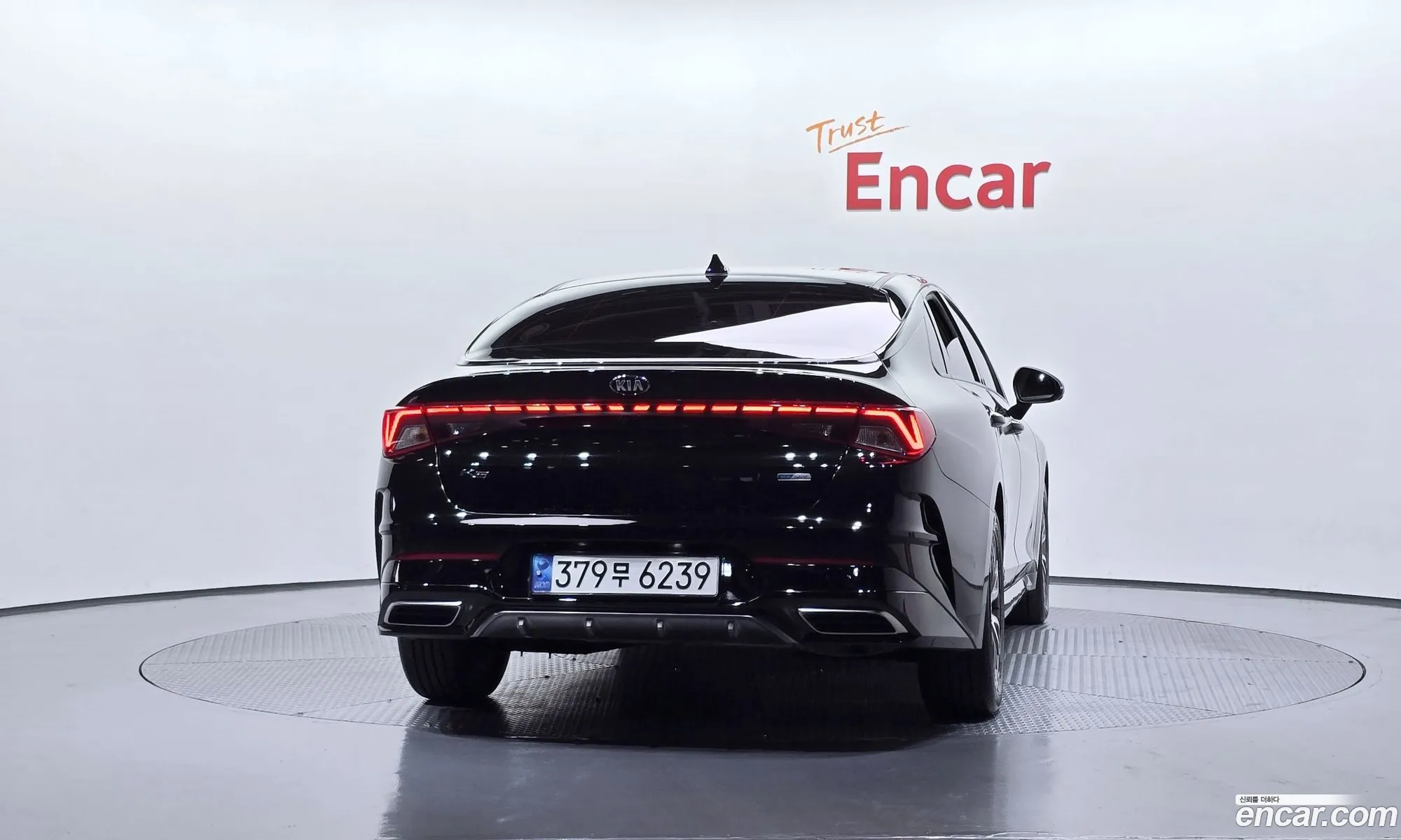 Kia K5 Hybrid 2021 — 16