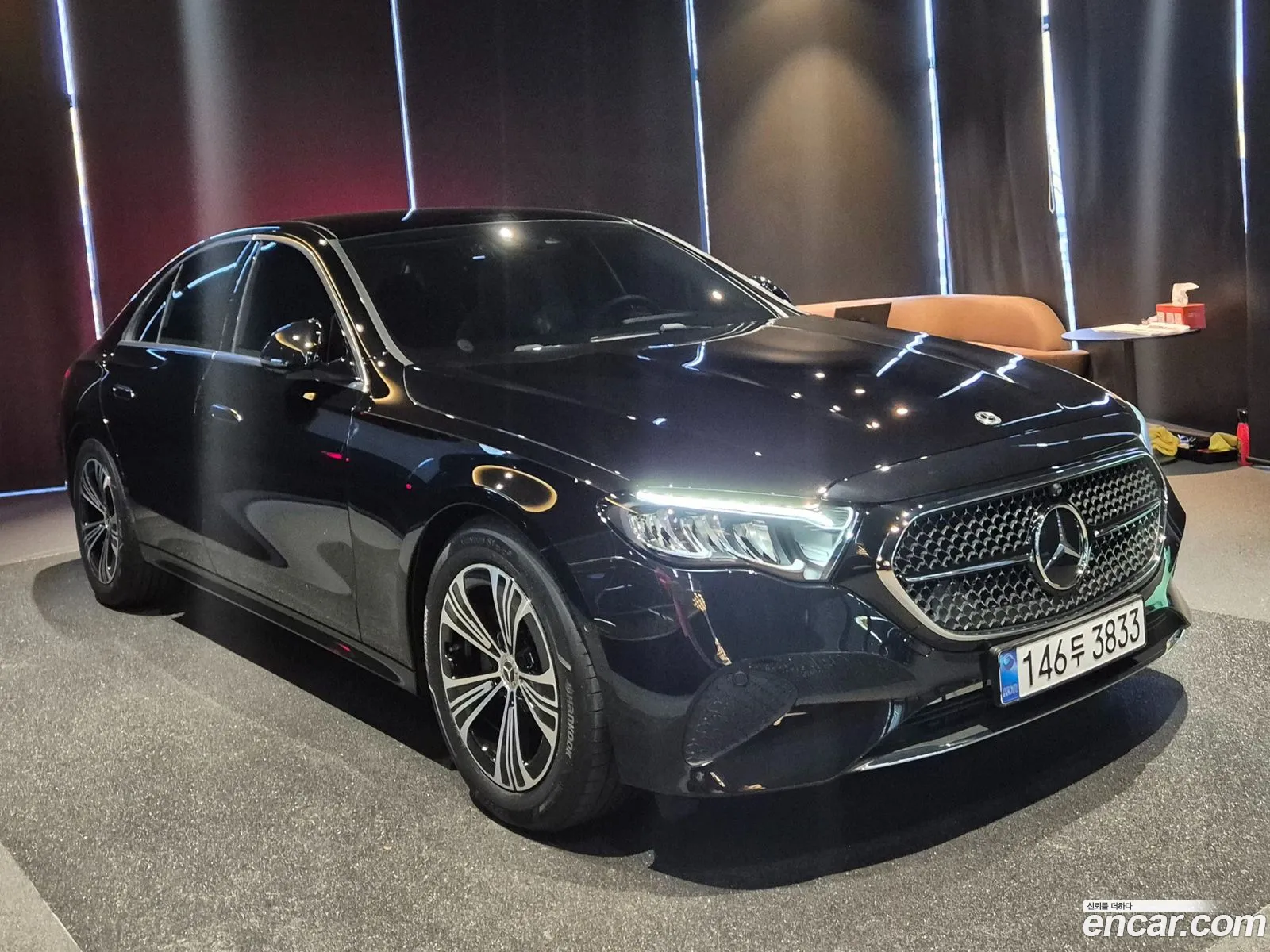 Mercedes-Benz E-Class W214 2025 — 12